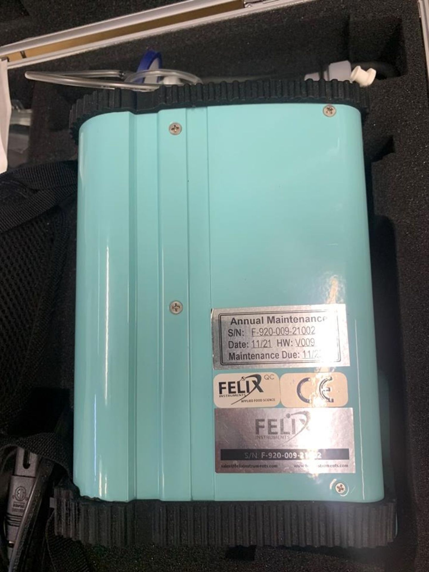 Felex Mdl. F920 Checkit Gas Analyzer (Required Loading Fee: $10.00) NO HAND CARRY (Price Is For - Image 3 of 4