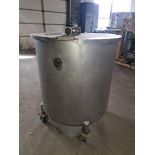 Portable Stainless Steel Mix Tank, 32" dia. X 34" deep with stainless steel pneumatic mixer (Located