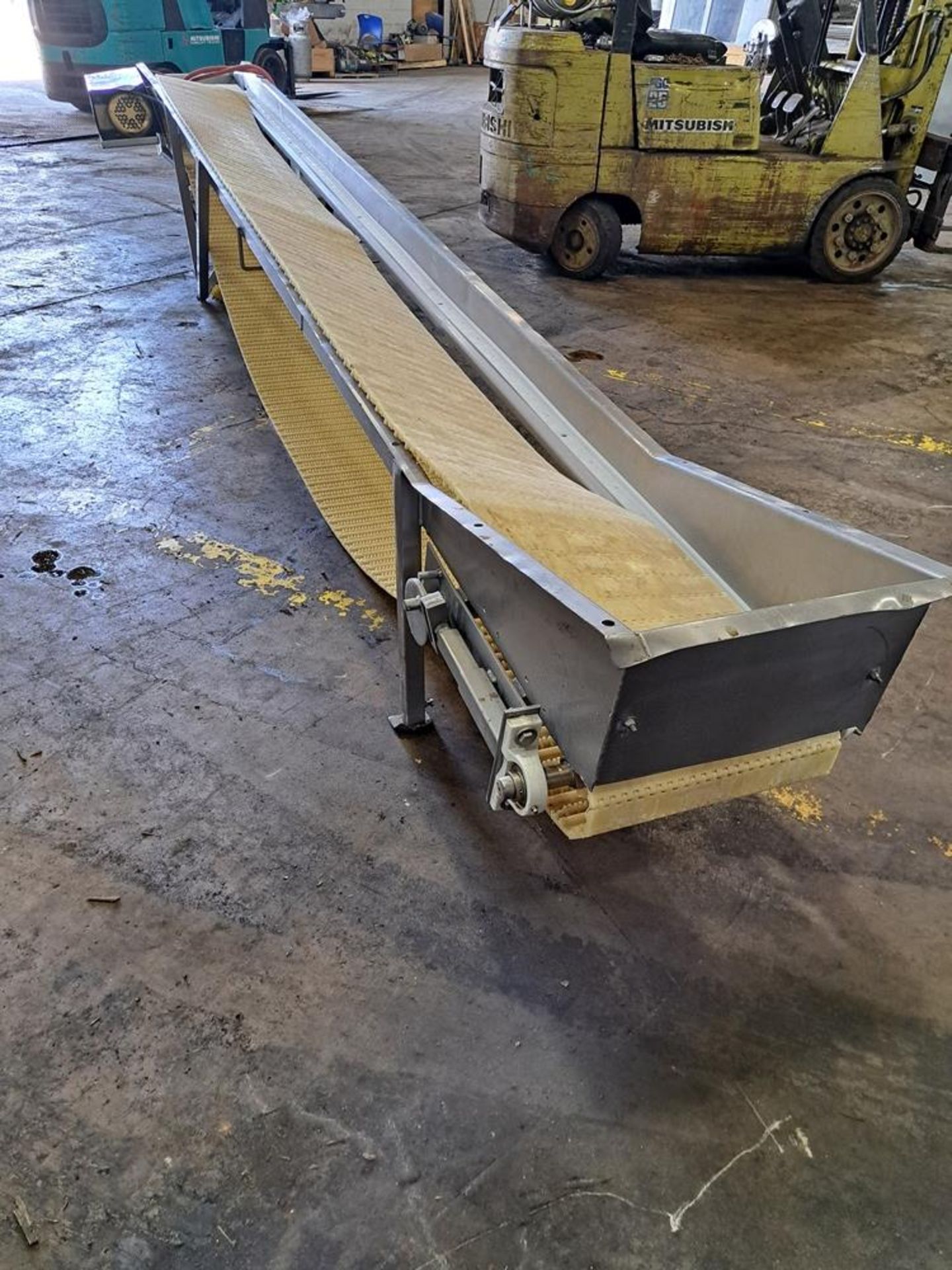 Stainless Steel Incline Conveyor, 16" wide X 15' long plastic belt, 24" infeed, approx. 4' - Image 2 of 5