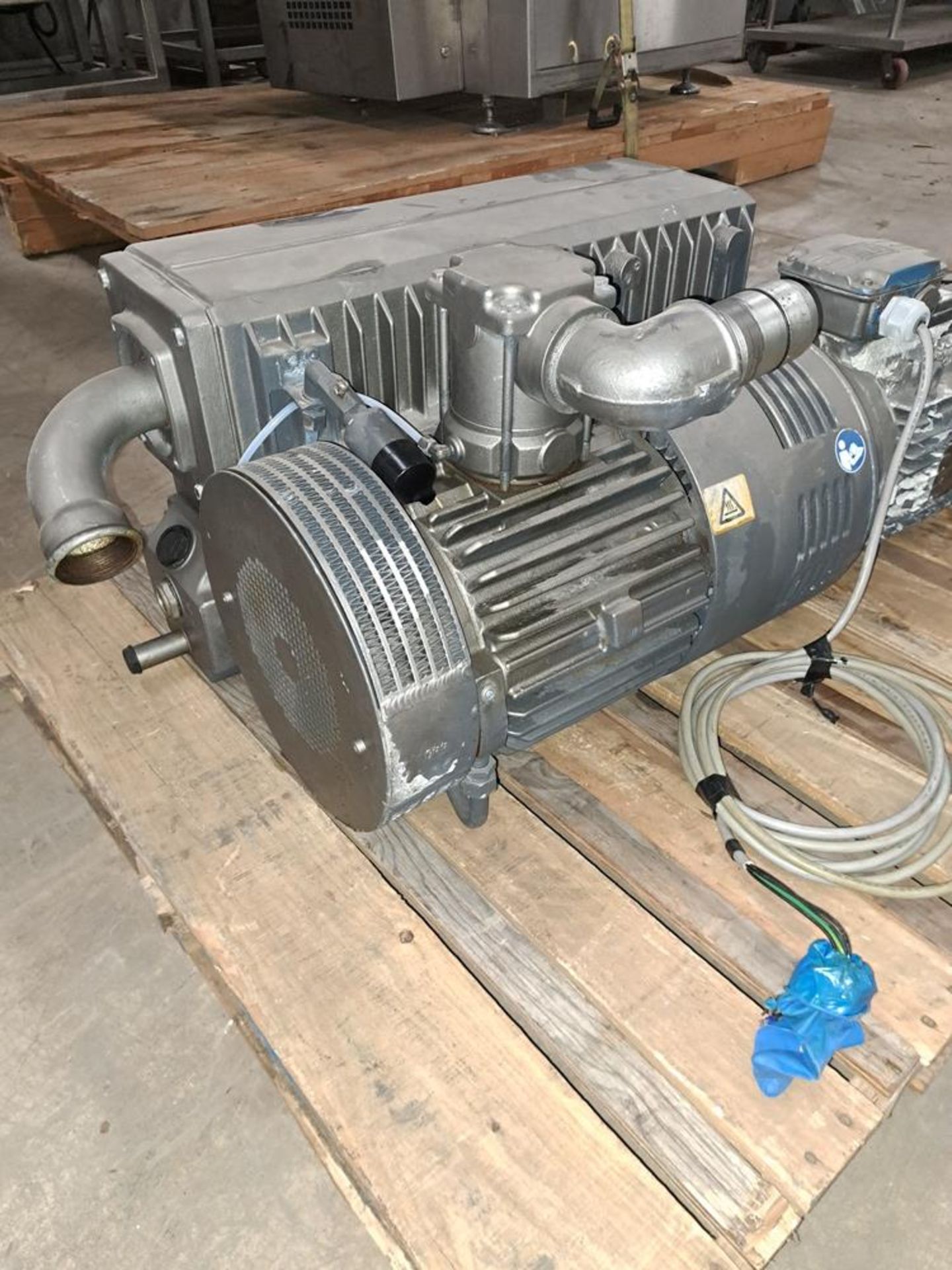 Busch Mdl. RA0250D5H3 Vacuum Pump, 7.5 KW, 3 phase, 60 hz motor, Ser. #C172700021B (Located in - Image 3 of 4