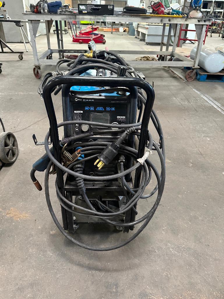 DESCRIPTION MILLER MULTIMATIC 220 AC/DC WELDER. ADDITIONAL INFORMATION