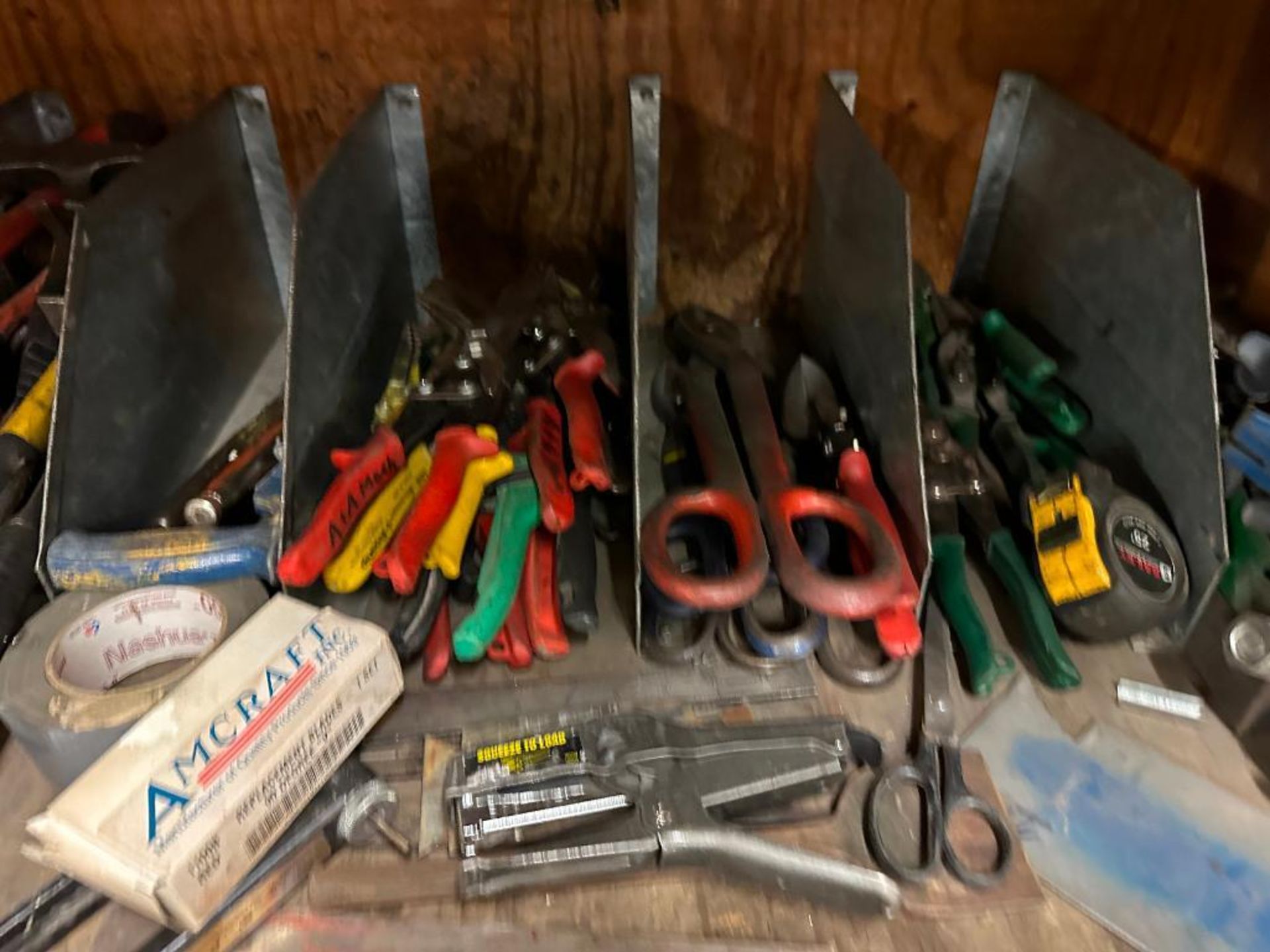 WOODEN TOOL CABINET WITH TOOLS - Image 3 of 8