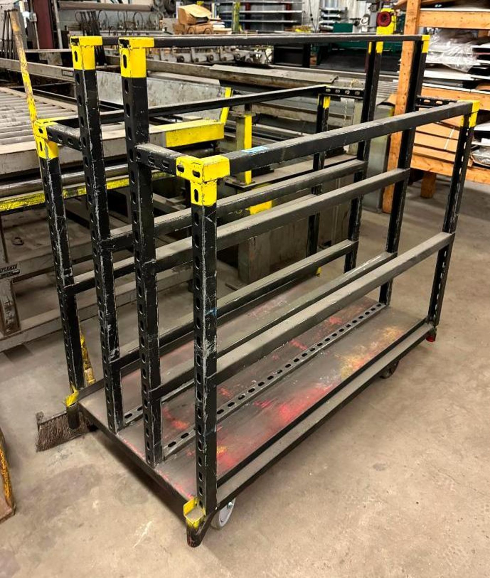 MATERIAL RACK ON CASTERS