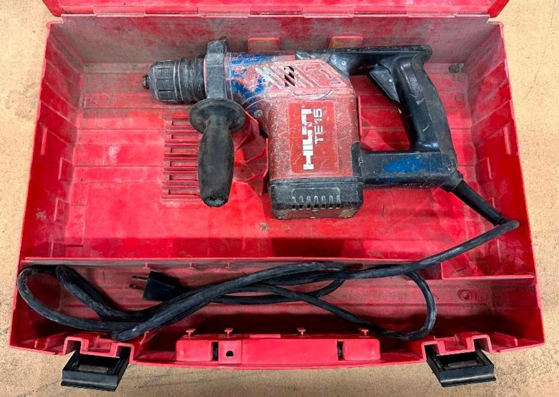 ELECTRIC ROTARY HAMMER WITH CASE