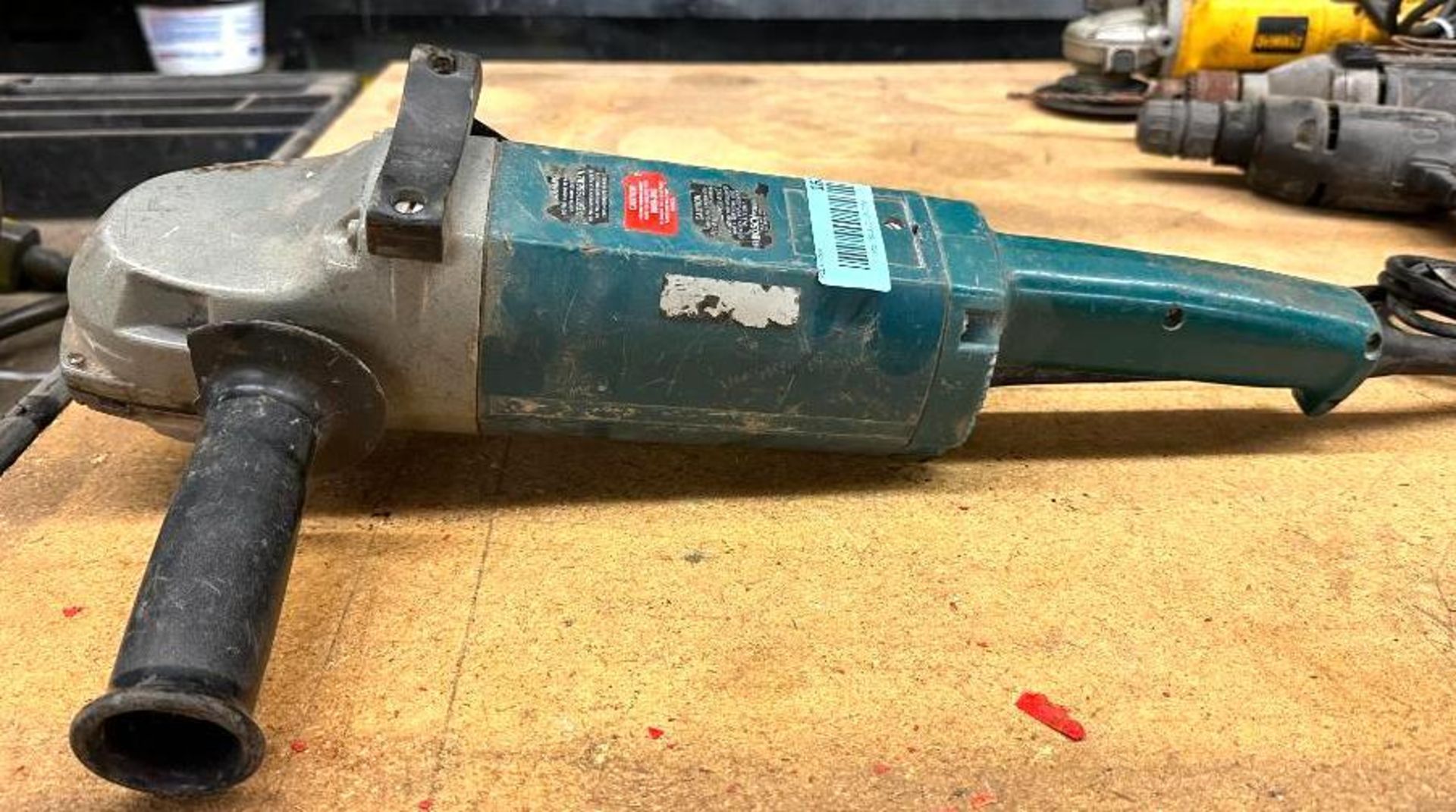 7" ELECTRIC ANGLE GRINDER