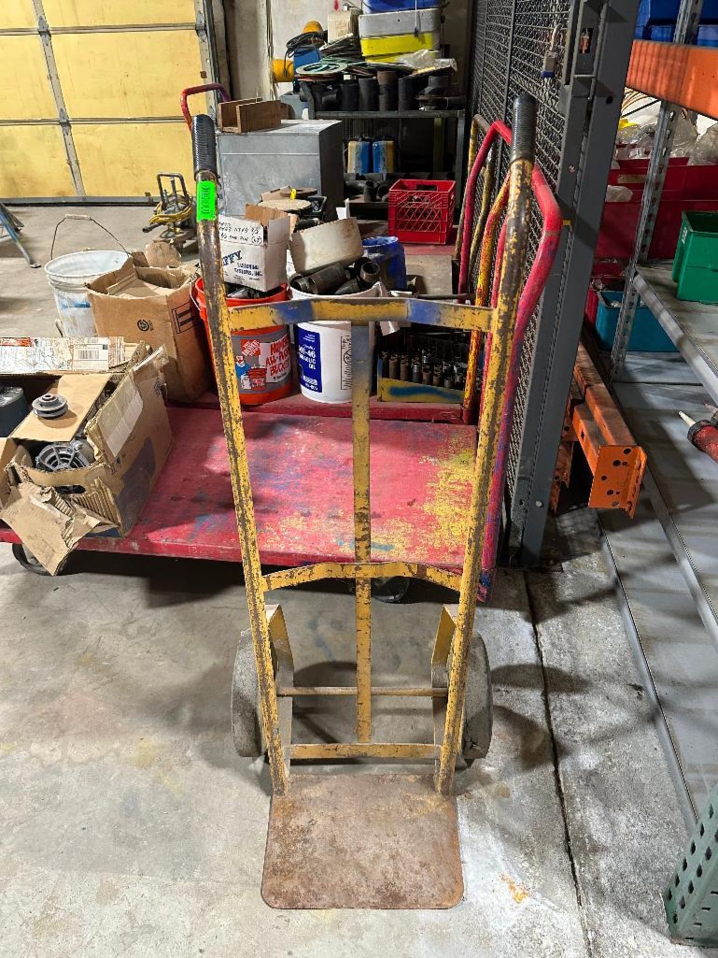 HAND TRUCK