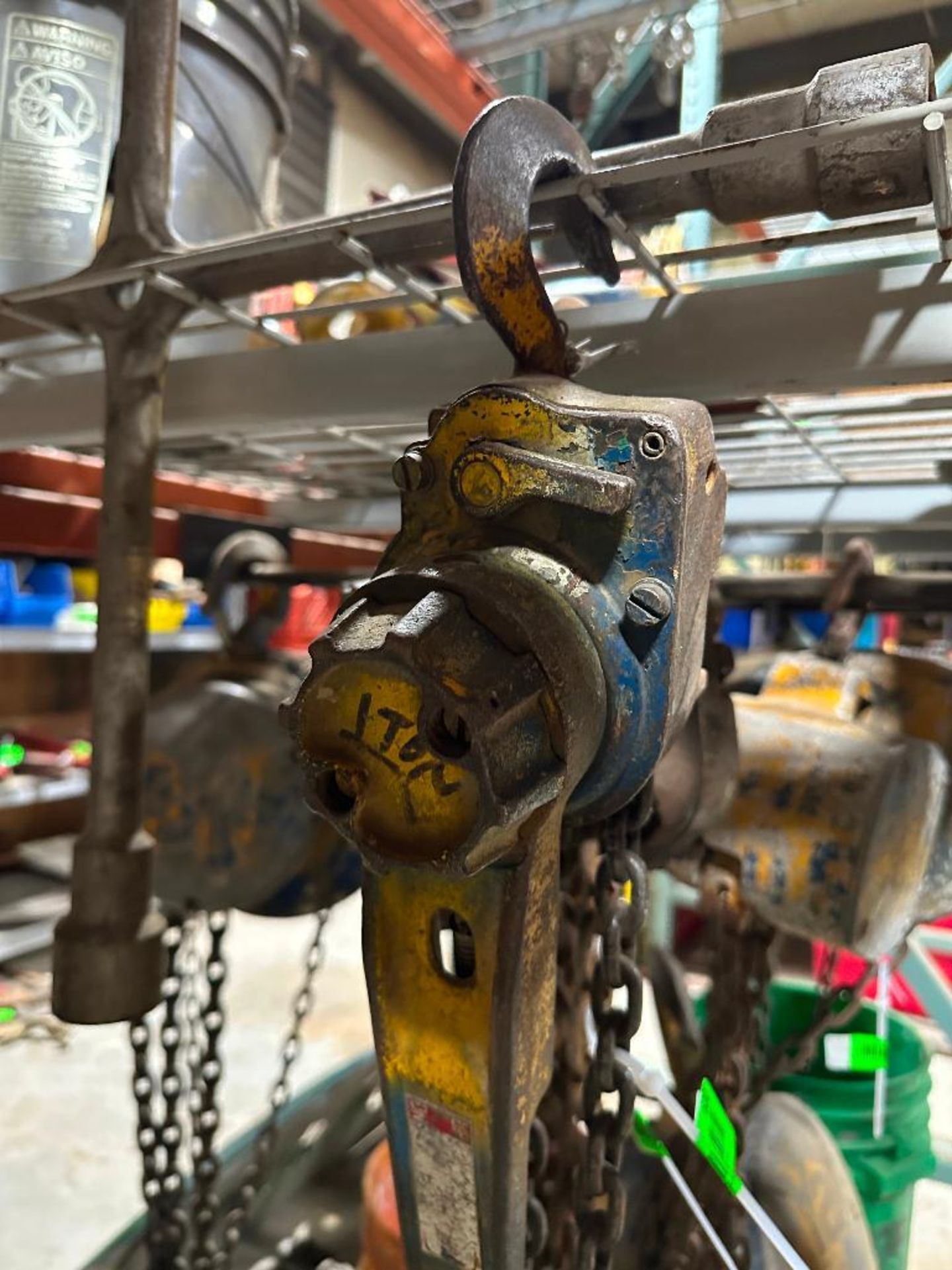 1.5 TON HOIST WITH CHAIN - Image 5 of 5