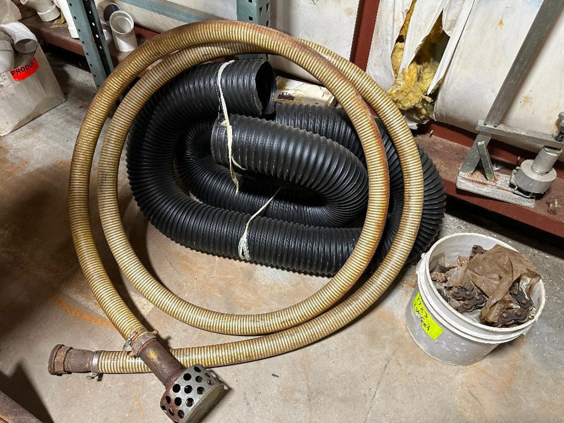 PUMP HOSE WITH ASSORTED TUBING AND MISC. ITEMS IN CORNER - Image 2 of 7