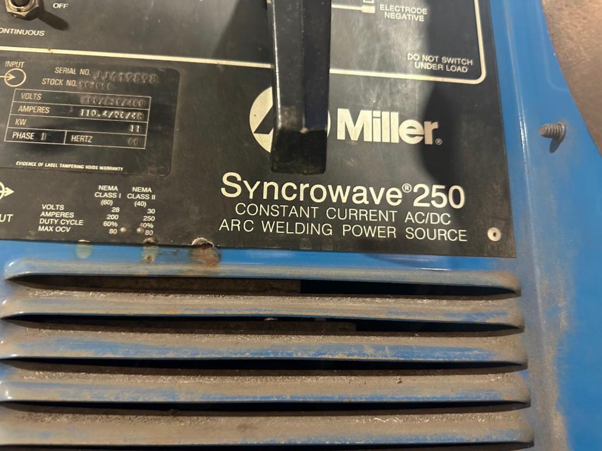 SYNCROWAVE 250 AC/DC ARC WELDER - Image 3 of 5