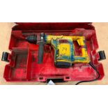 ELECTRIC ROTARY HAMMER WITH CASE