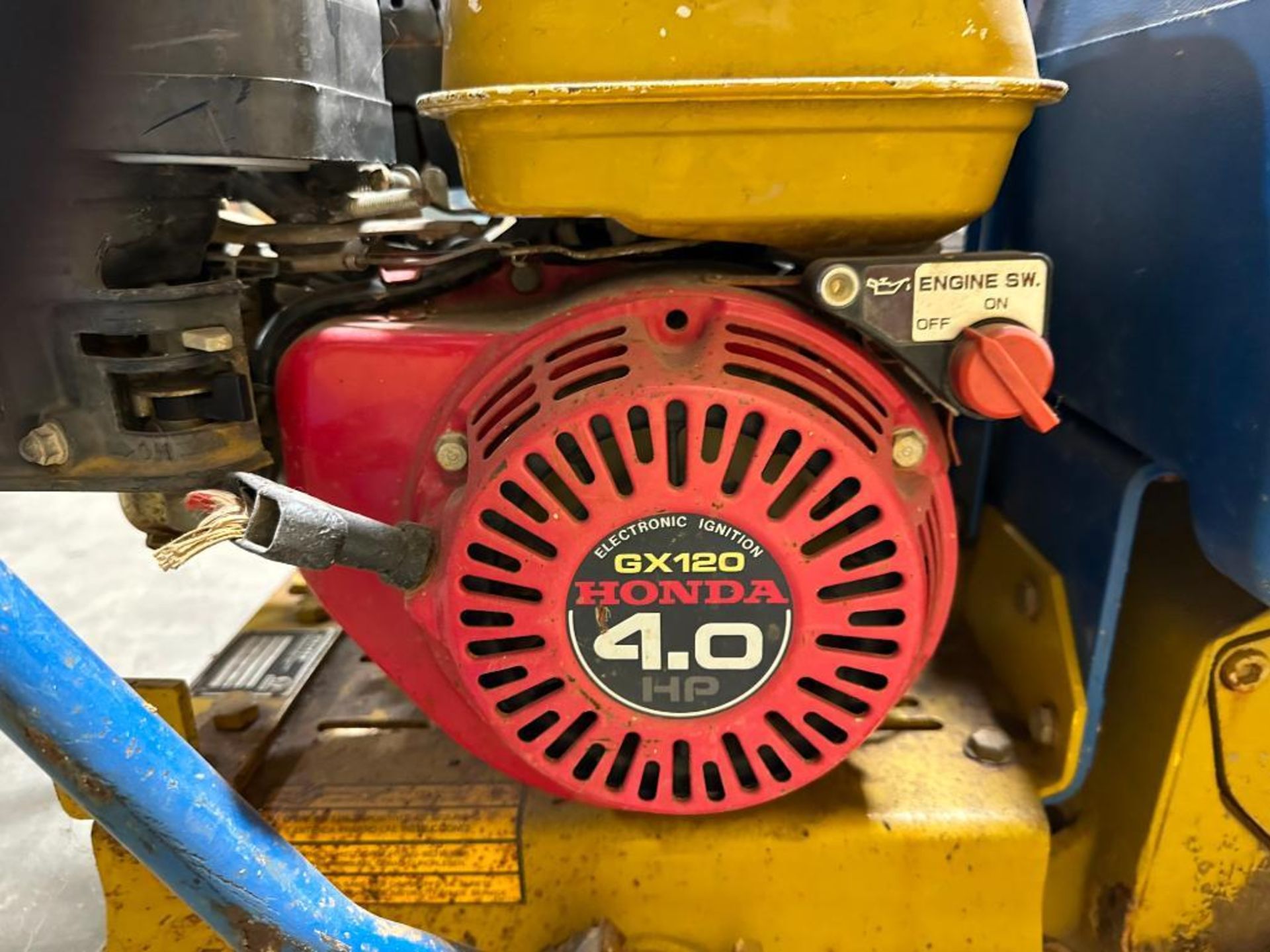 15.5" VIBRATORY COMPACTOR - Image 4 of 4