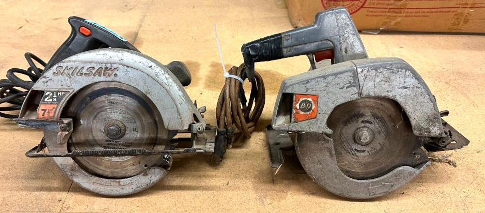 (2) ELECTRIC CIRCULAR SAWS