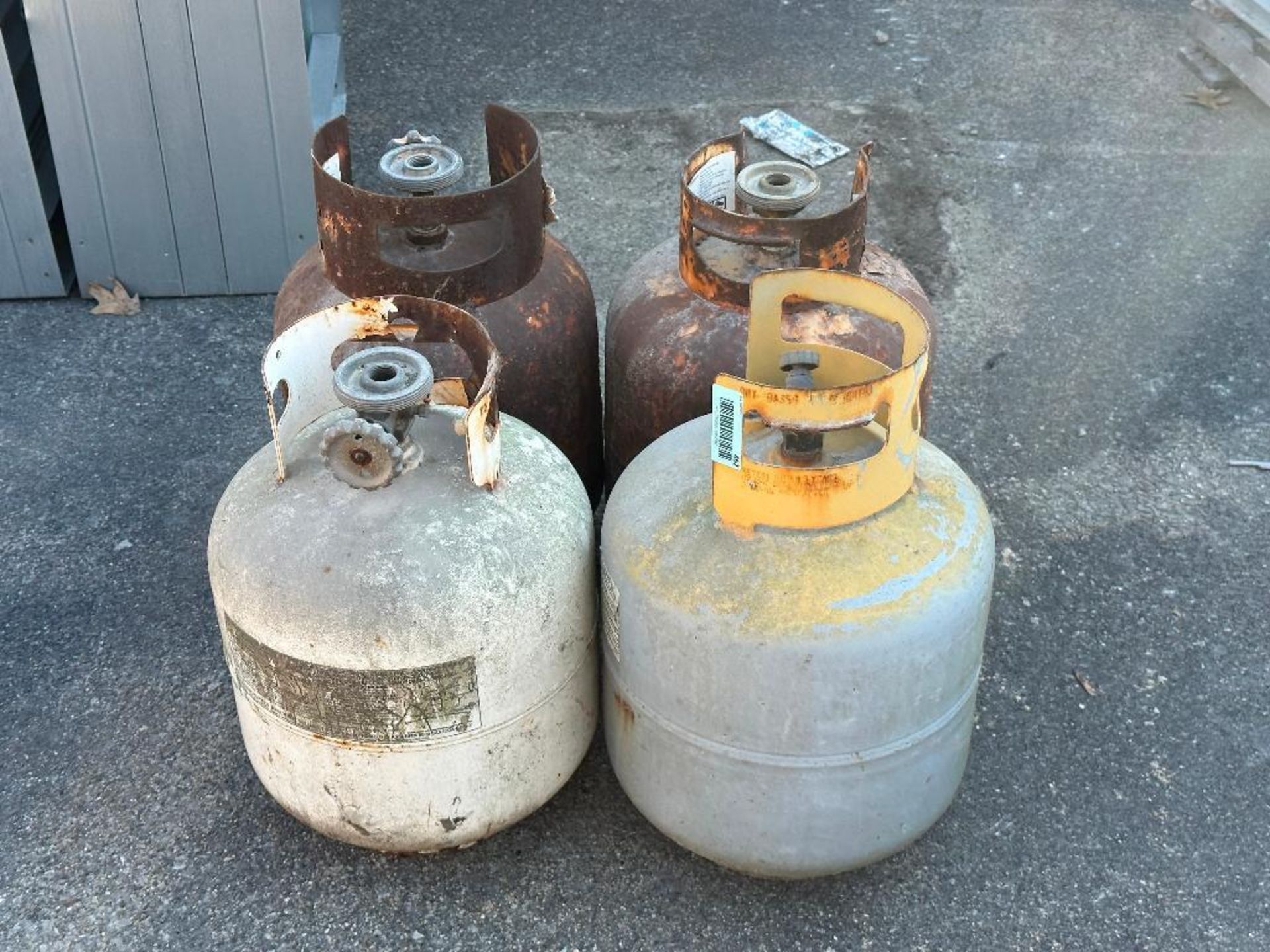 PROPANE TANKS