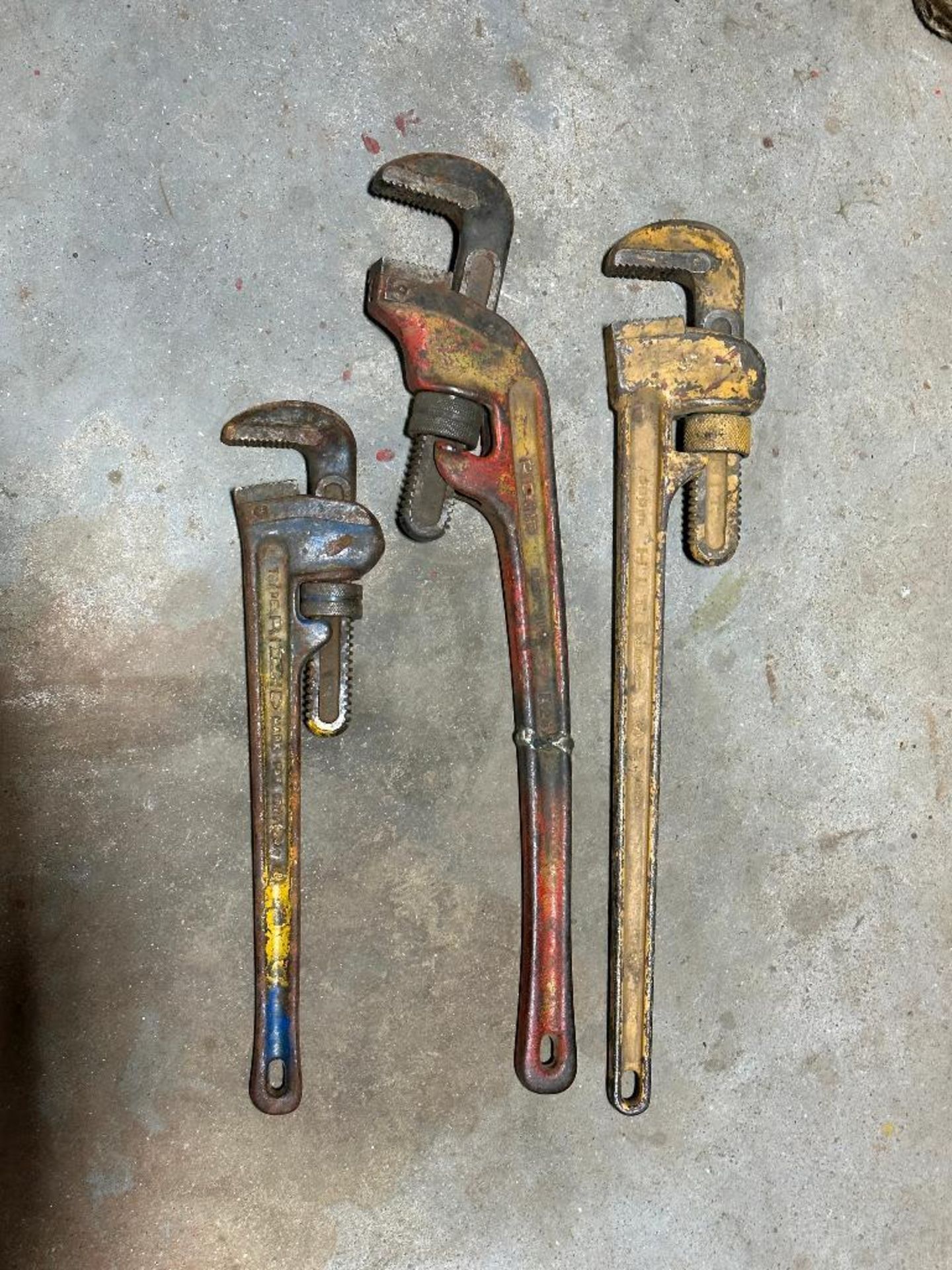 (5) - HEAVY DUTY PIPE WRENCHES - Image 3 of 5