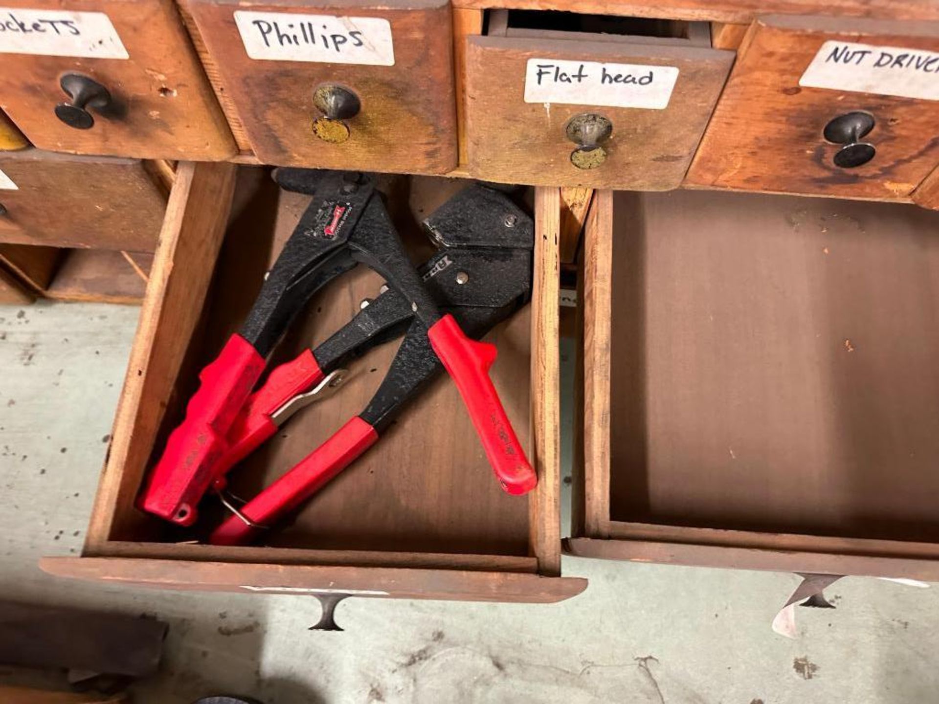 TOOL DRAWER UNIT WITH CONTENTS - Image 5 of 10