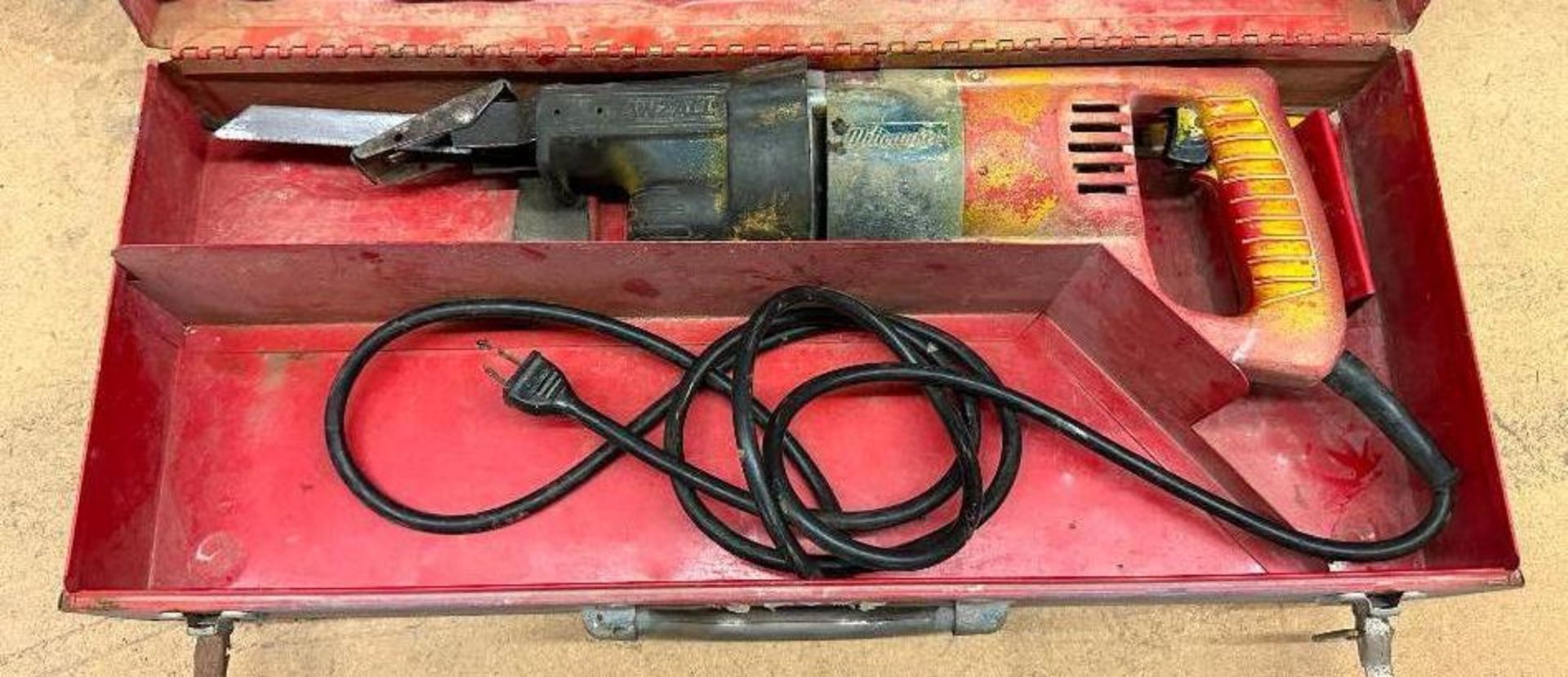 ELECTRIC SAWZALL RECIPROCATING SAW WITH CASE