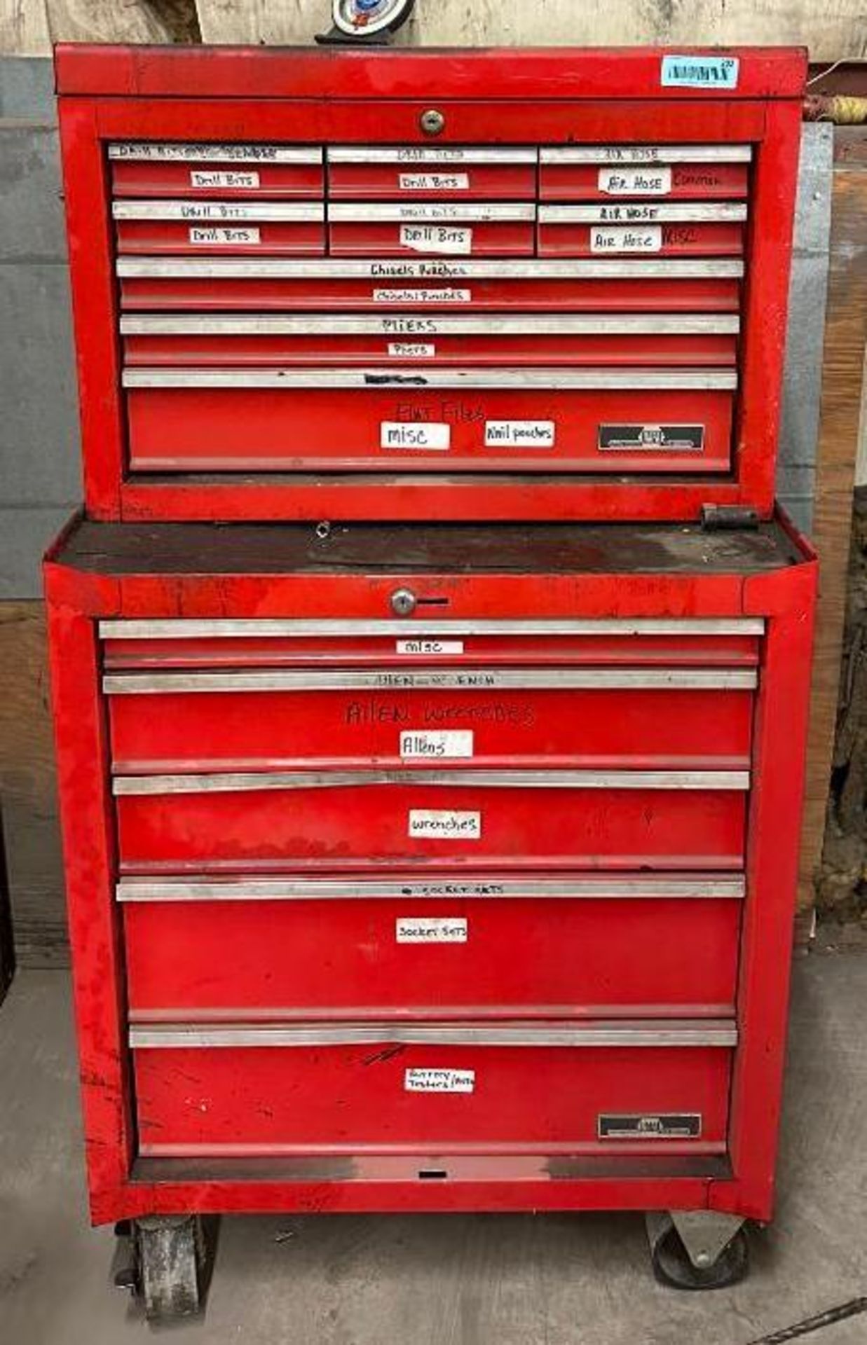 TOOL CHEST WITH ASSORTED TOOLS