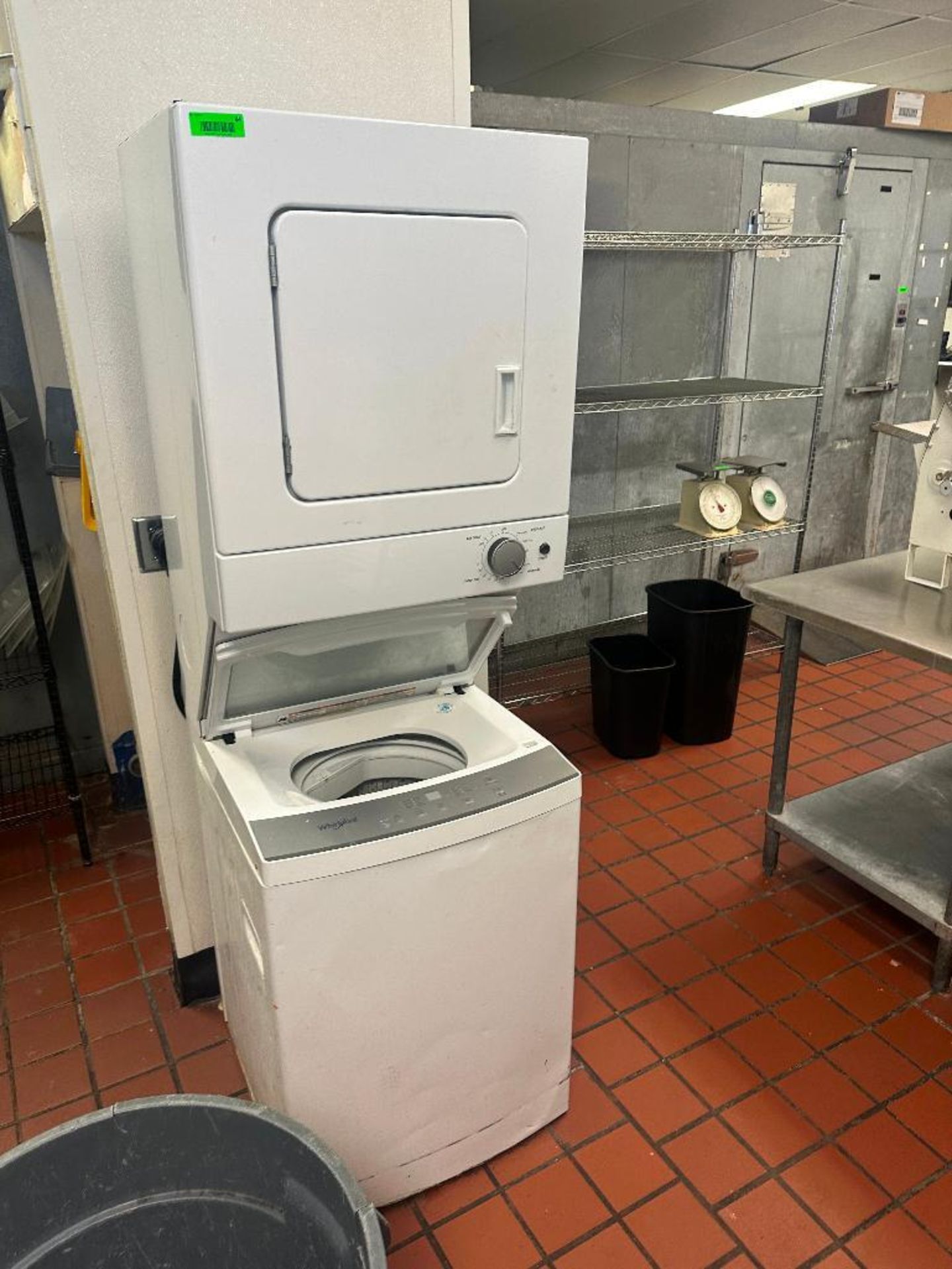 DESCRIPTION WHIRLPOOL WASHER AND DRYER ALL IN ONE BRAND / MODEL: WHIRLPOOL LOCATION 7399 O'Connor Dr