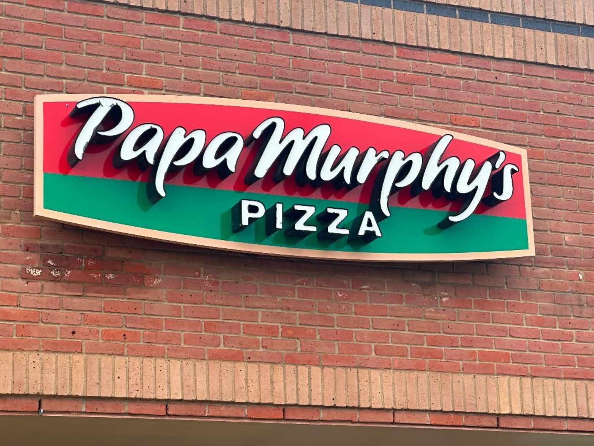 DESCRIPTION 12' " PAPA MURPHY'S" STORE FRONT LIGHTED SIGN. ADDITIONAL INFORMATION PROFESSIONAL REMOV