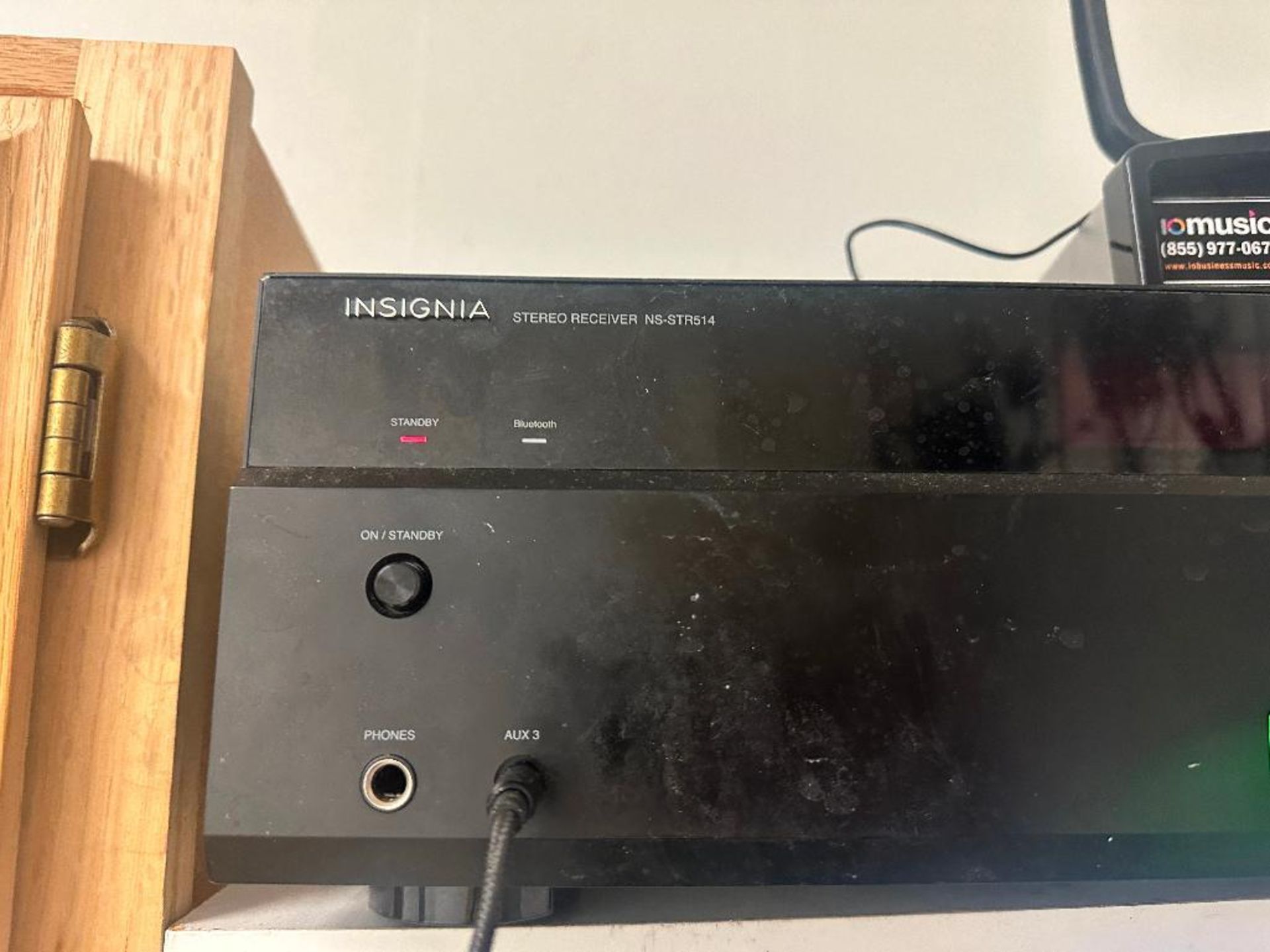 DESCRIPTION INSIGNIA STEREO RECEIVER BRAND / MODEL: INSIGNIA NS-STR14 LOCATION 180 East Whitestone B - Image 2 of 3