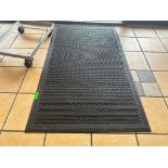 DESCRIPTION 5' X 3' HEAVY DUTY RUBBER TRAFFIC MAT. ADDITIONAL INFORMATION 6" DEEP THIS LOT IS: SOLD