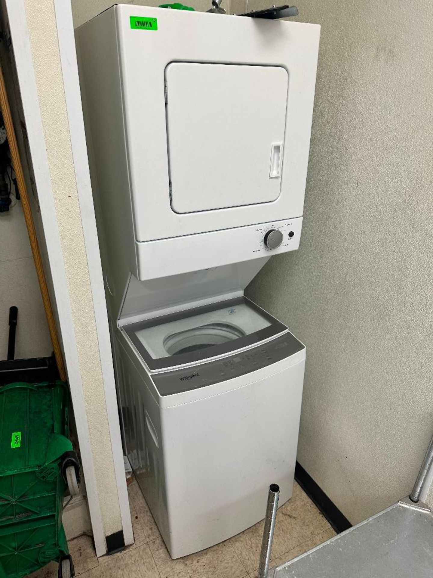 DESCRIPTION WHIRLPOOL WASHER AND DRYER ALL IN ONE BRAND / MODEL: WHIRLPOOL LOCATION �5017 Teasley La