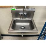DESCRIPTION ADVANCE TABCO WALL MOUNTED STAINLESS HAND SINK. BRAND / MODEL: ADVANCE TABCO ADDITIONAL