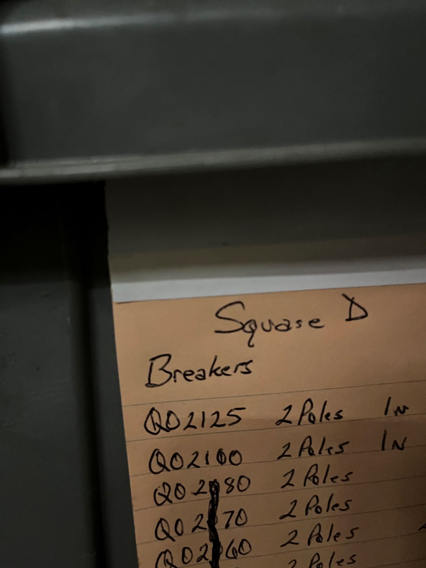 5 Totes of Breakers, Eaton, SquareD, GEHE - Image 3 of 6