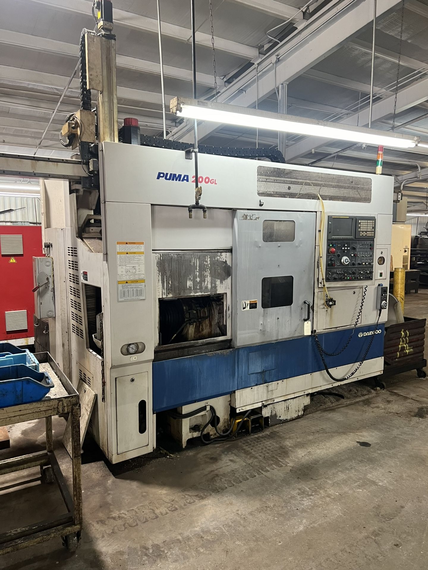 2001 Daewoo Puma 200GL CNC, with chip conveyor, does not power on Model #200LC, Serial#
