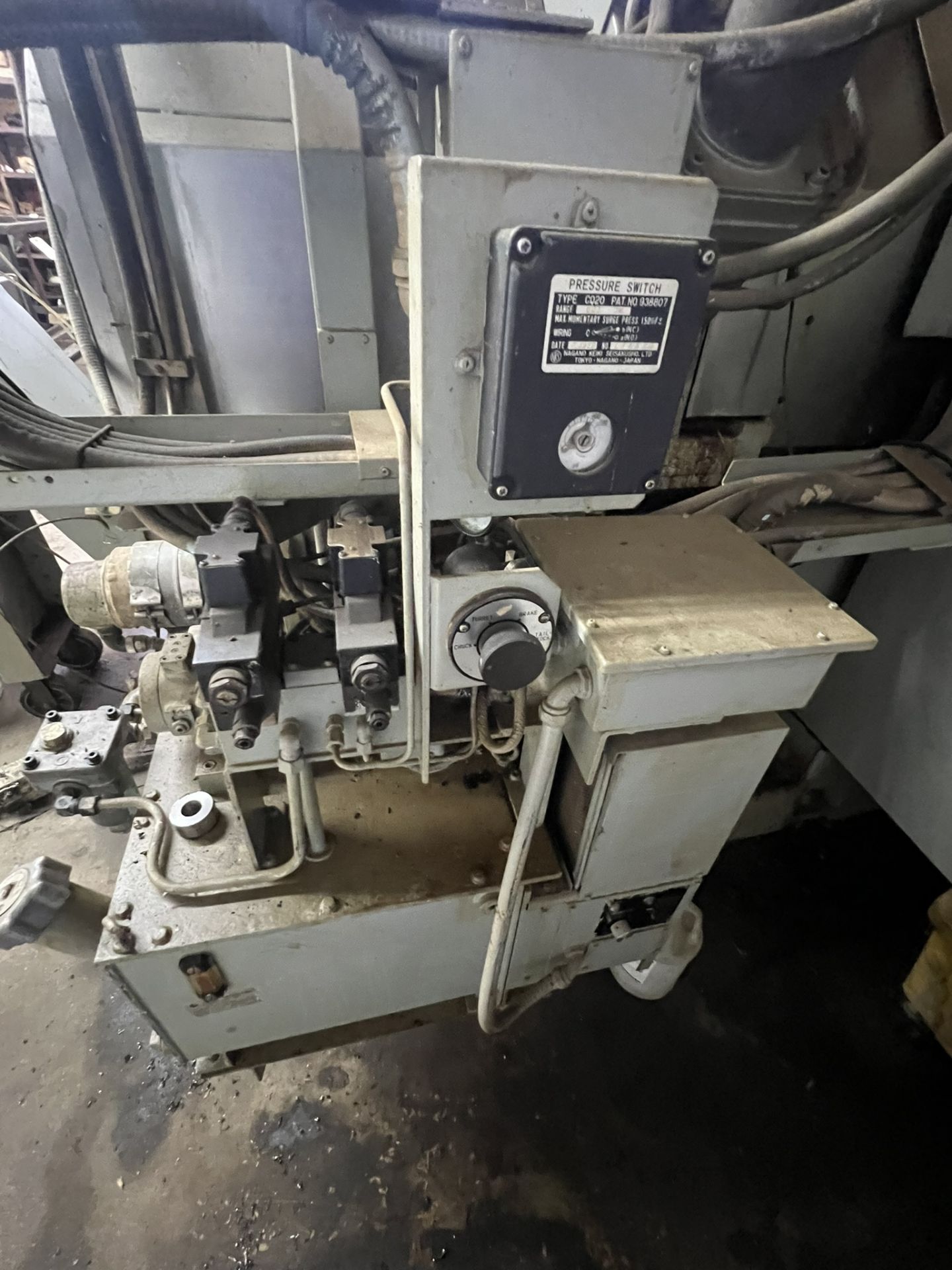 Okuma CNC Machine Model RC-20, Serial #1794 with Mayfran International Mini Tote Conveyor, Serial # - Image 7 of 10