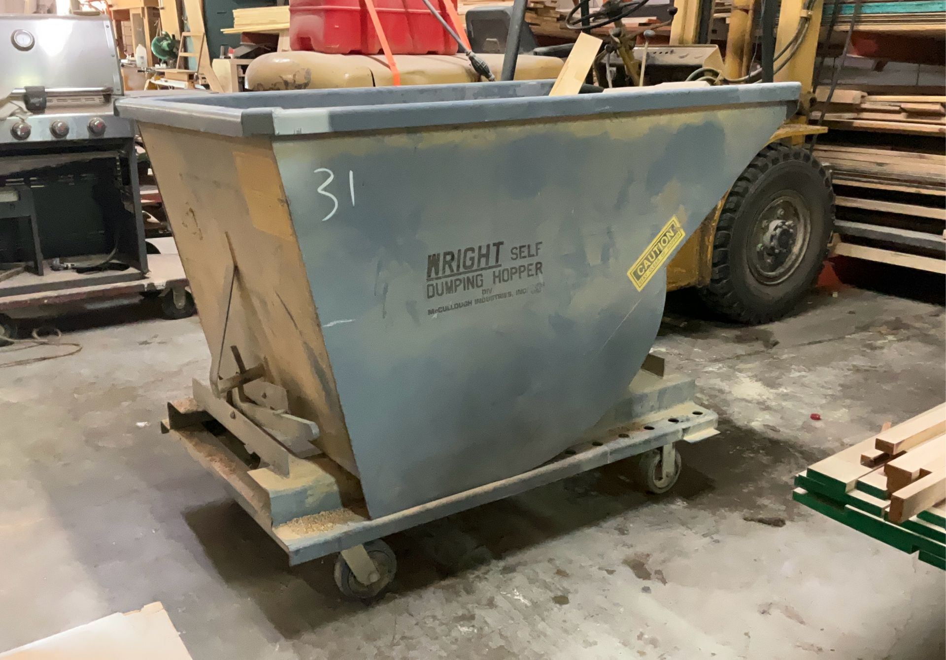 Wright Self Dumping Hopper