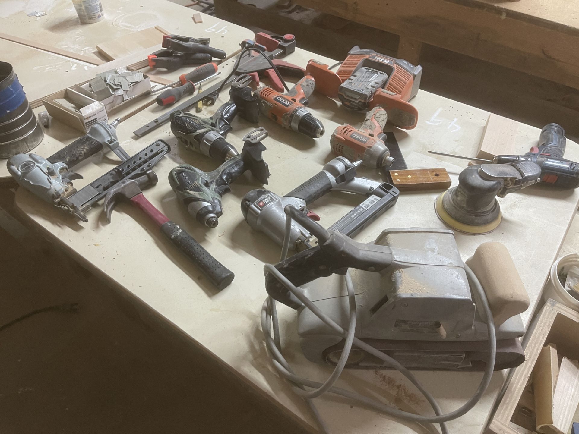 Rigid Drill, Pneumatic Sander, Pneumatic Porta Cable Stapler, Porta Cable Belt Sander, with Battery - Image 3 of 5