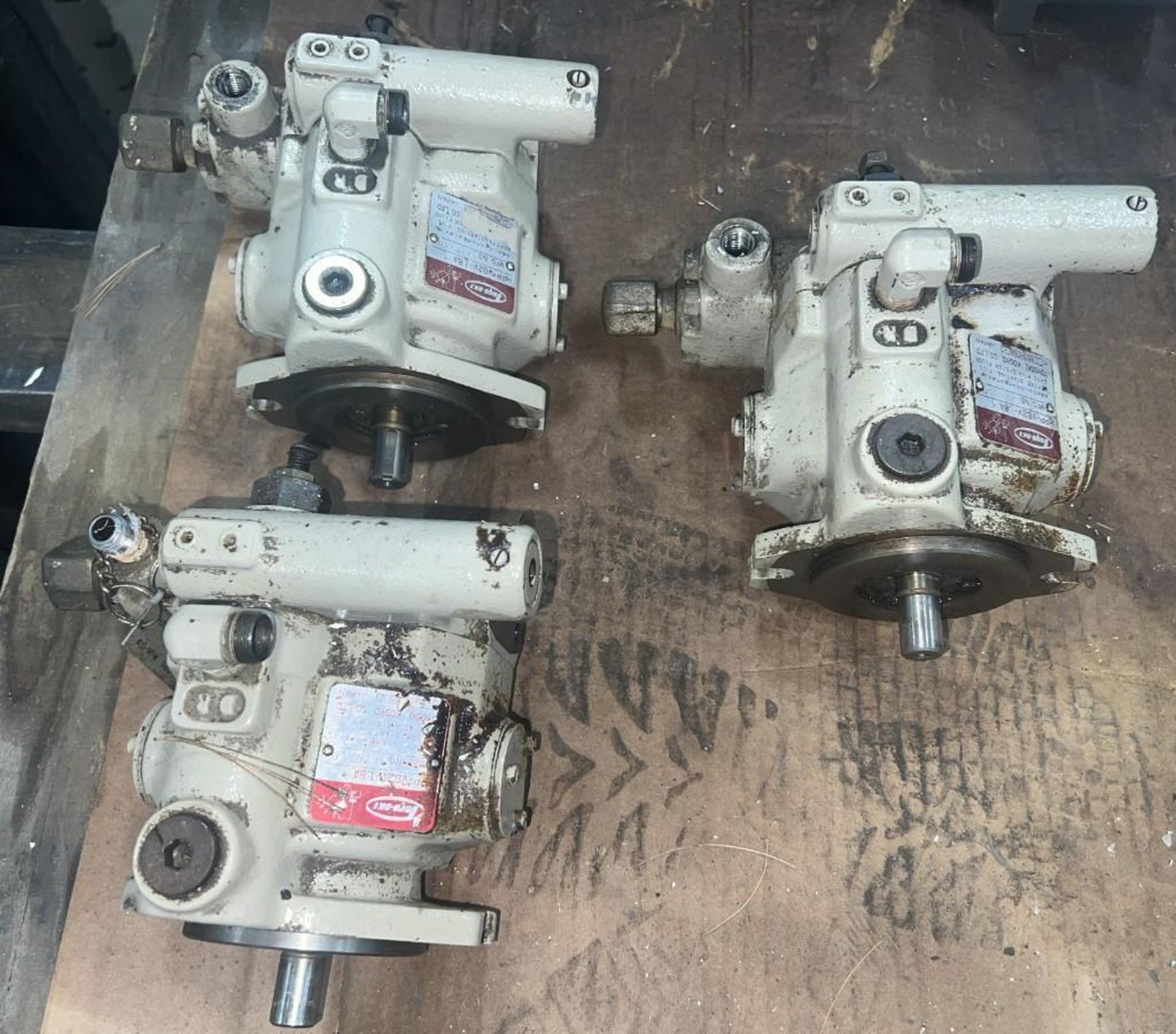 Lot of (3) Toyo-Oki #HPP-VB2V-L8A3 Hydraulic Pumps