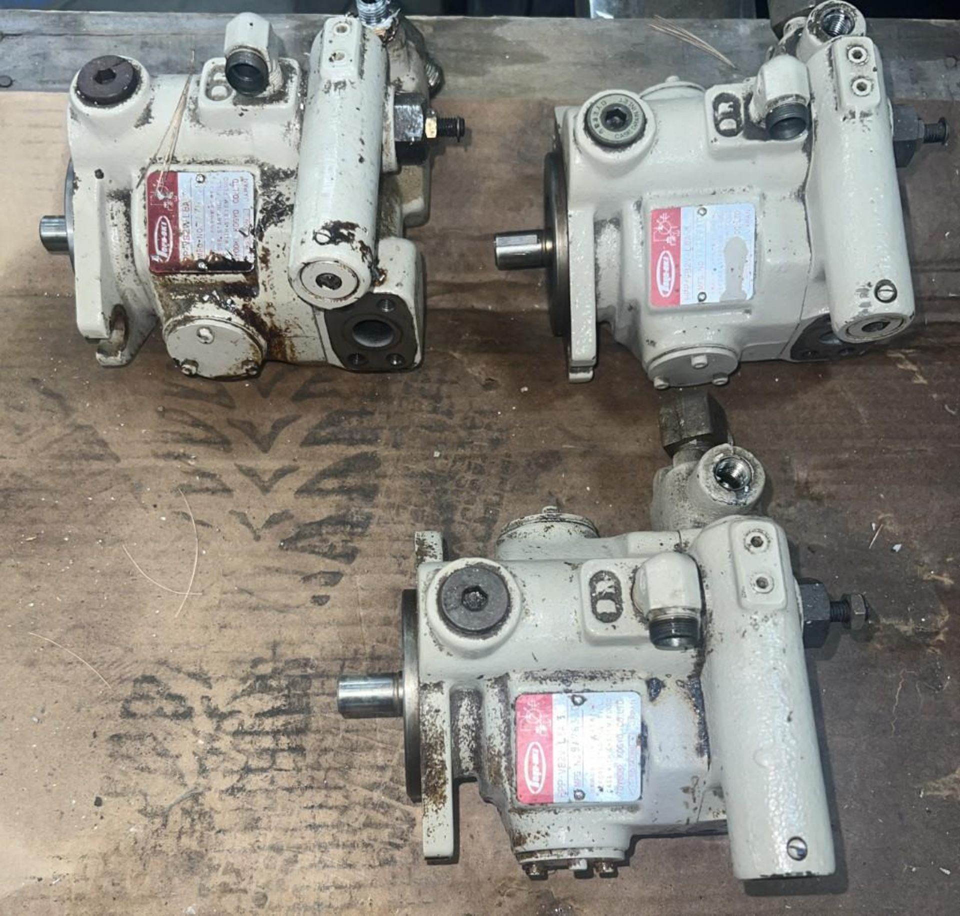 Lot of (3) Toyo-Oki #HPP-VB2V-L8A3 Hydraulic Pumps - Image 2 of 5