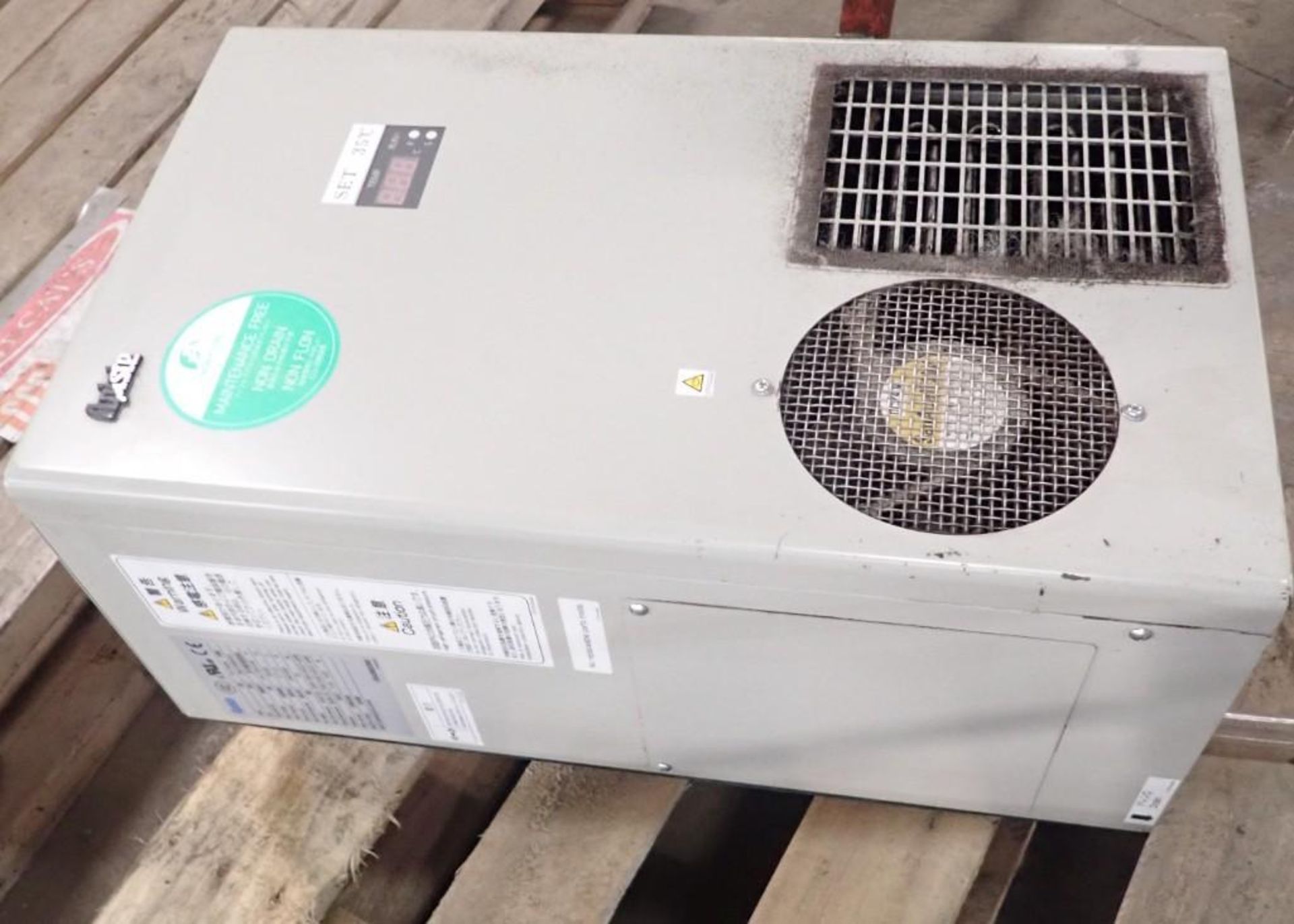 Apiste #ENC-GR500LE Cabinet Chiller / FA Cooler Units