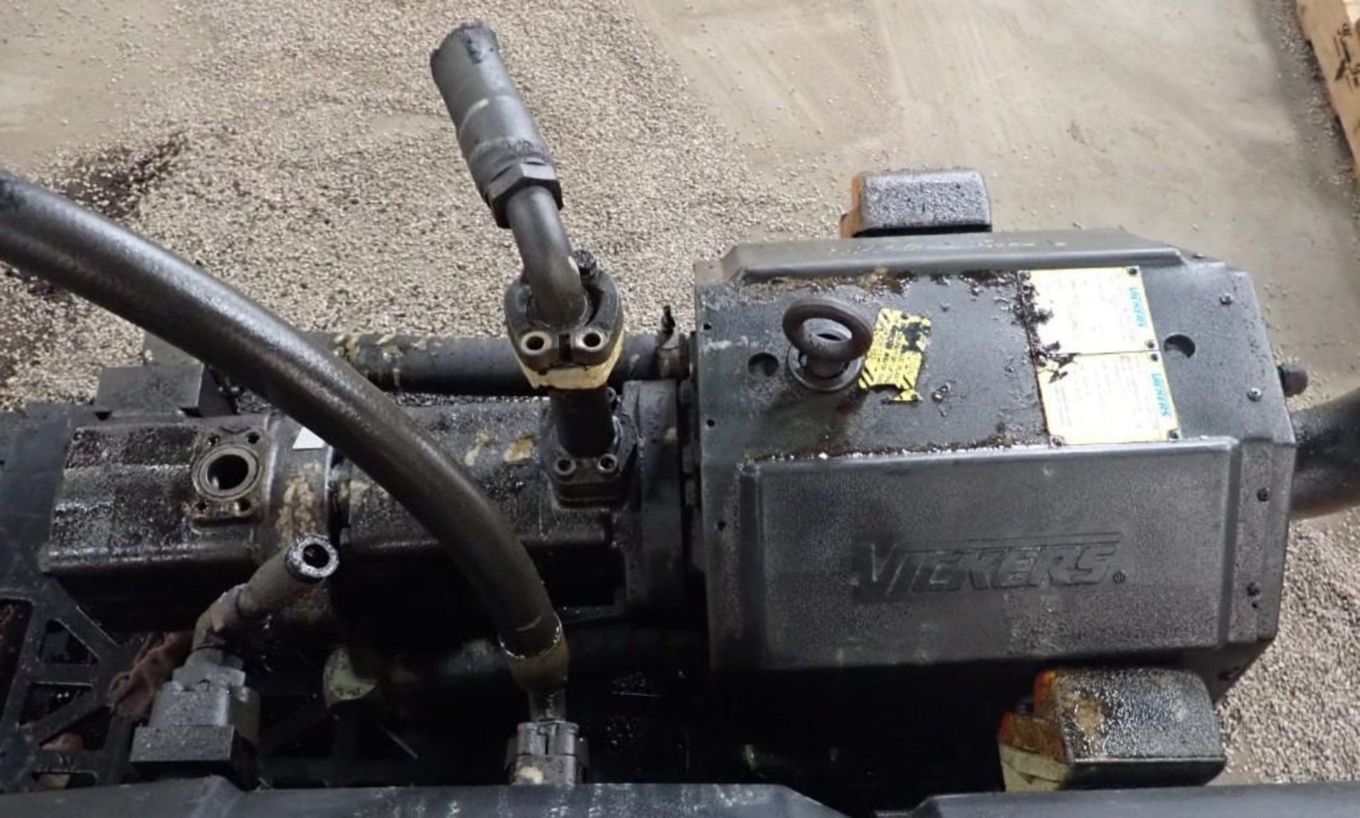 Vickers Integrated Motor Pump #MP22-B2-R-V112N - Image 2 of 5