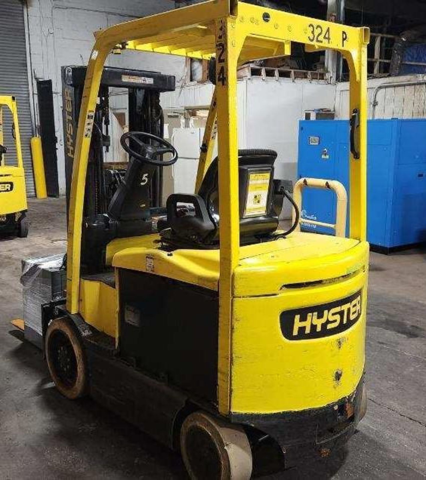 4,500 Lb. Cap Hyster E45XN-33 Electric Forklift w/Positioner - Image 3 of 8