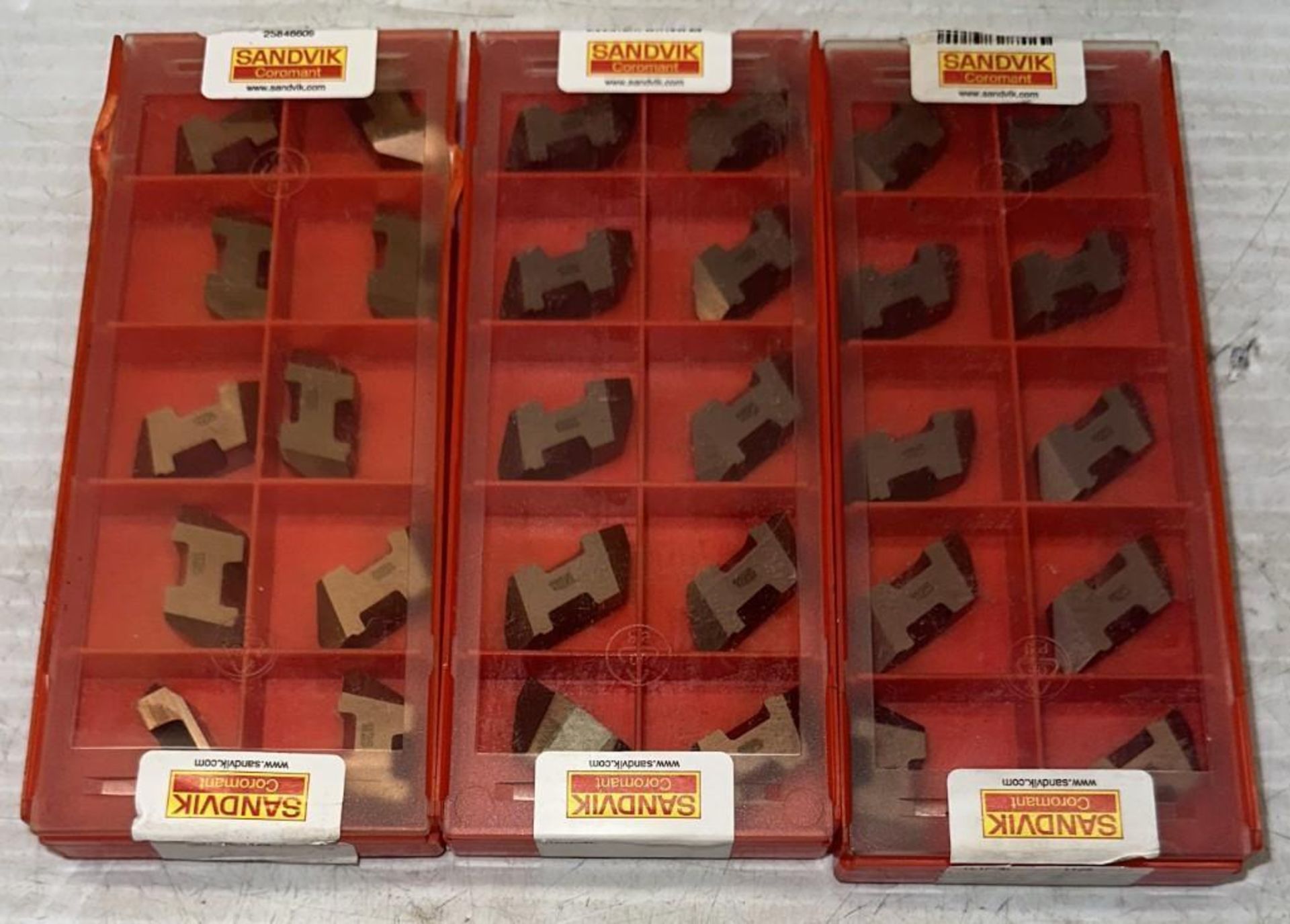 Lot of Sandvik #TLTP-4L Carbide Inserts