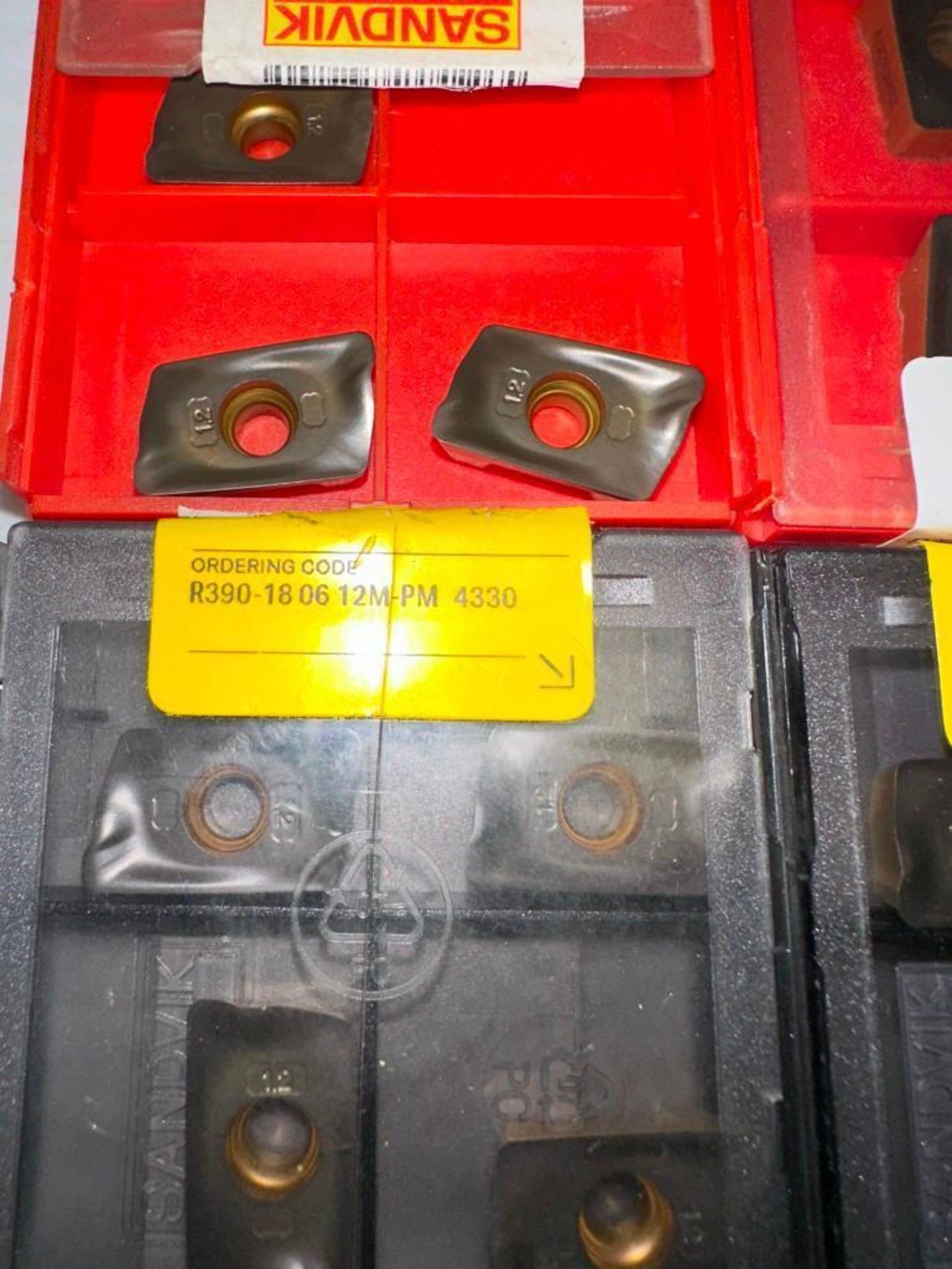 Lot of Sandvik #R390-18 06 12M-PM Carbide Inserts - Image 2 of 3