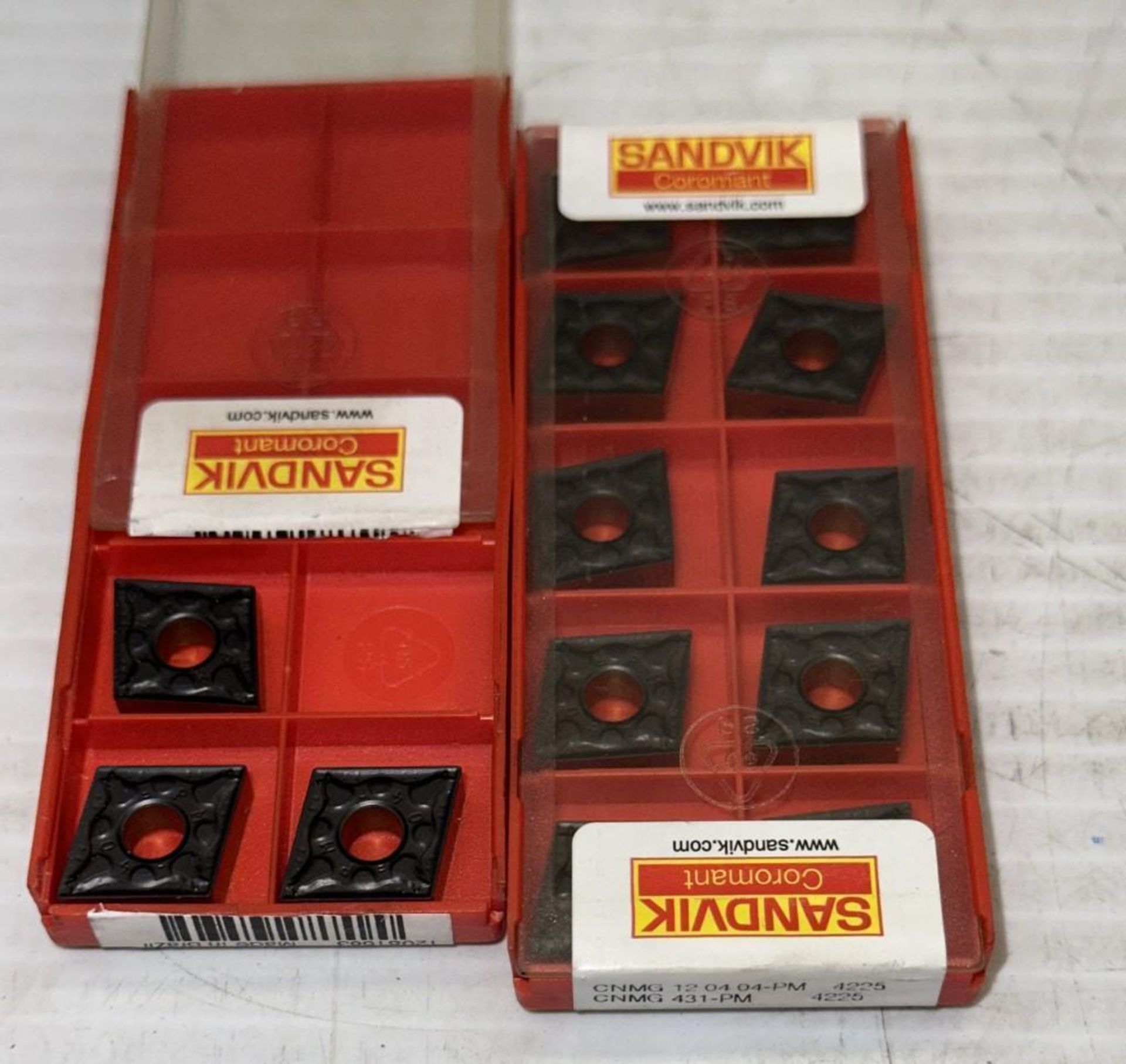 Lot of Sandvik #CNMG 12 04 04-PM Carbide Inserts