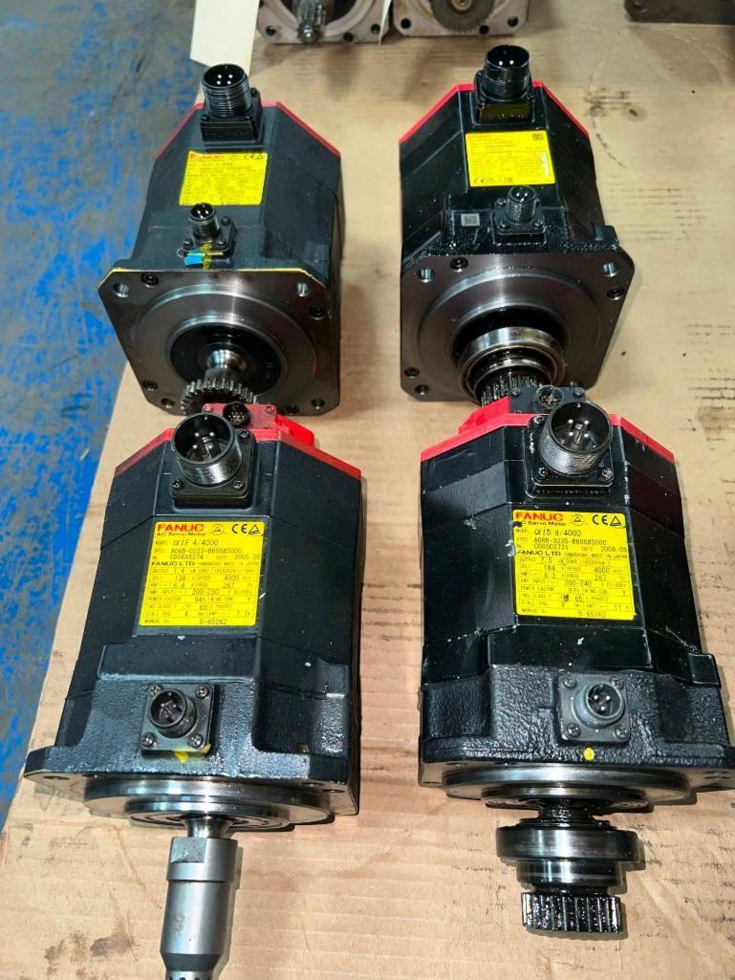 Lot of (4) Fanuc Servo Motors