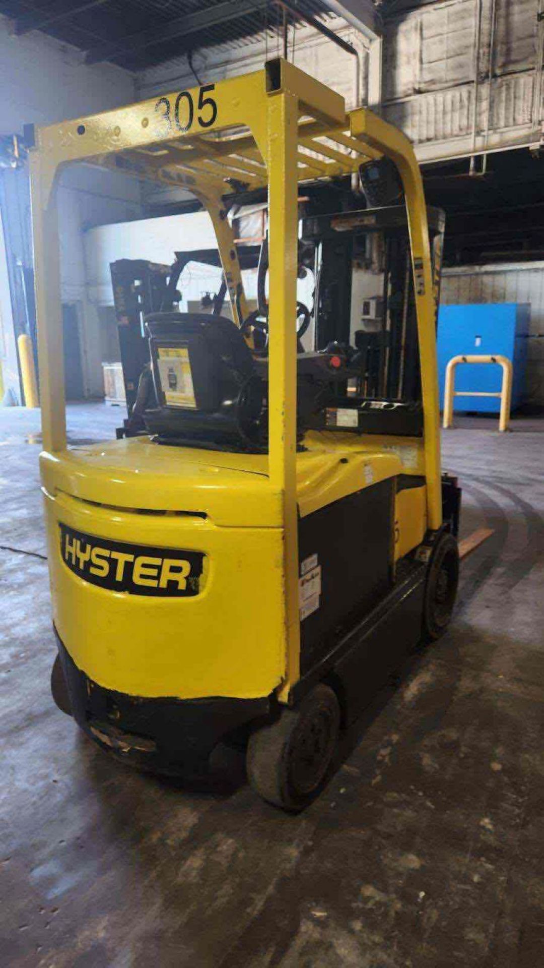 4,500 Lb. Cap Hyster E45XN-33 Electric Forklift - Image 5 of 9