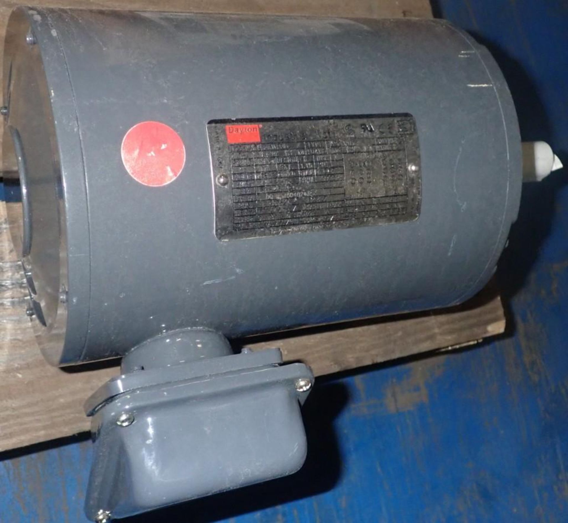 1.5 HP Dayton #3KW28G Motor - Image 2 of 5