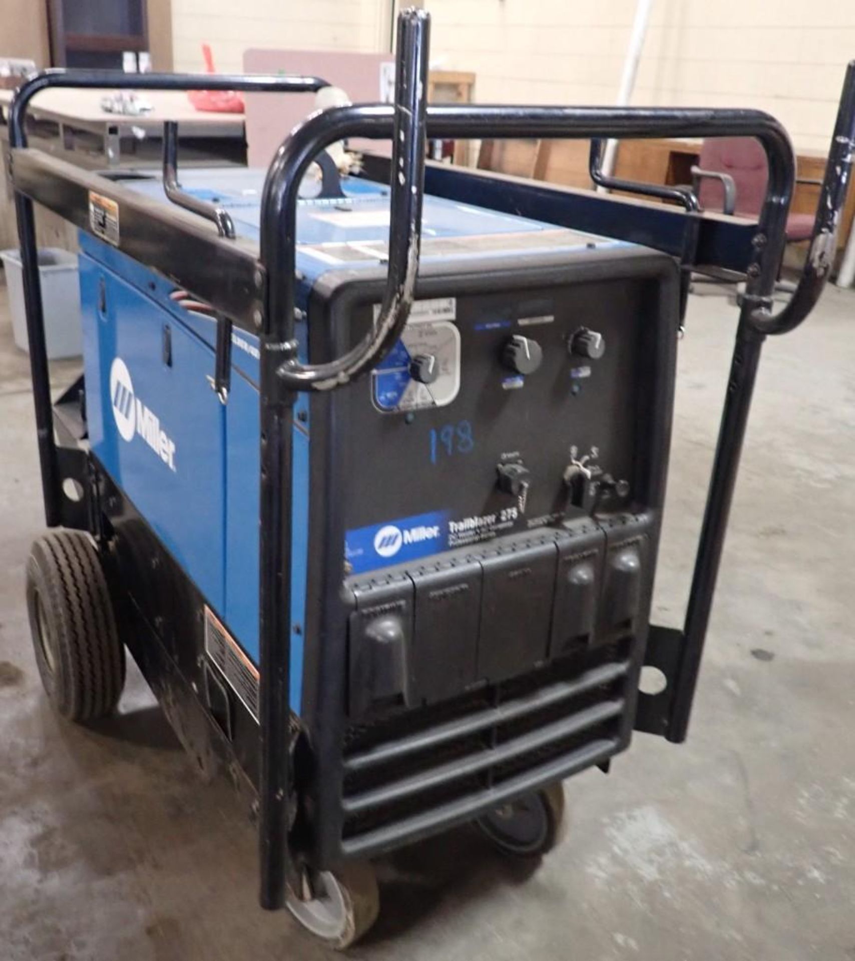 Miller Trailblazer 275 Welder - Image 3 of 6