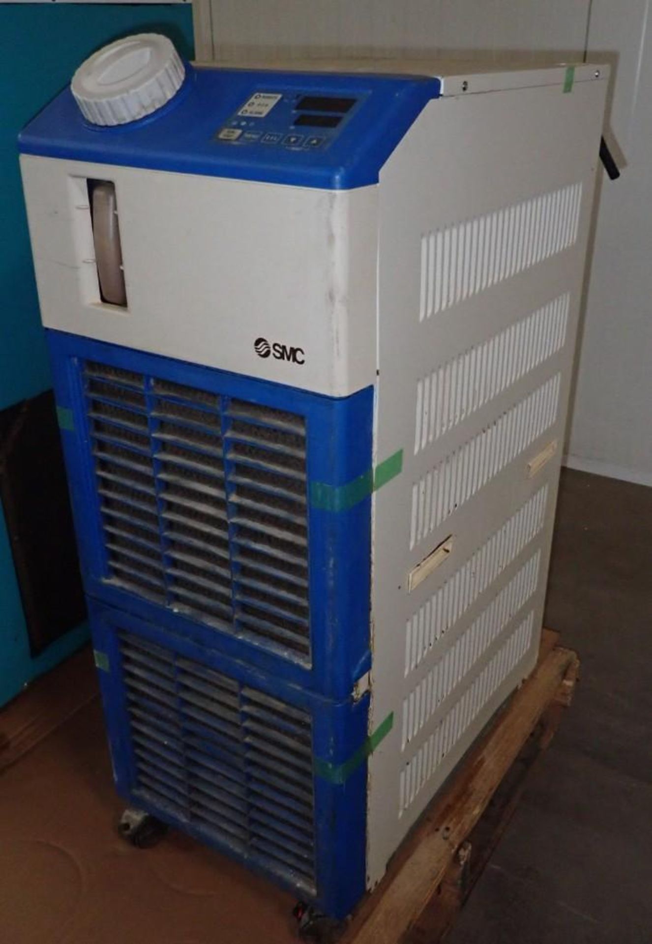 SMC #HRS050-AN-20 Thermal Chiller - Image 2 of 6