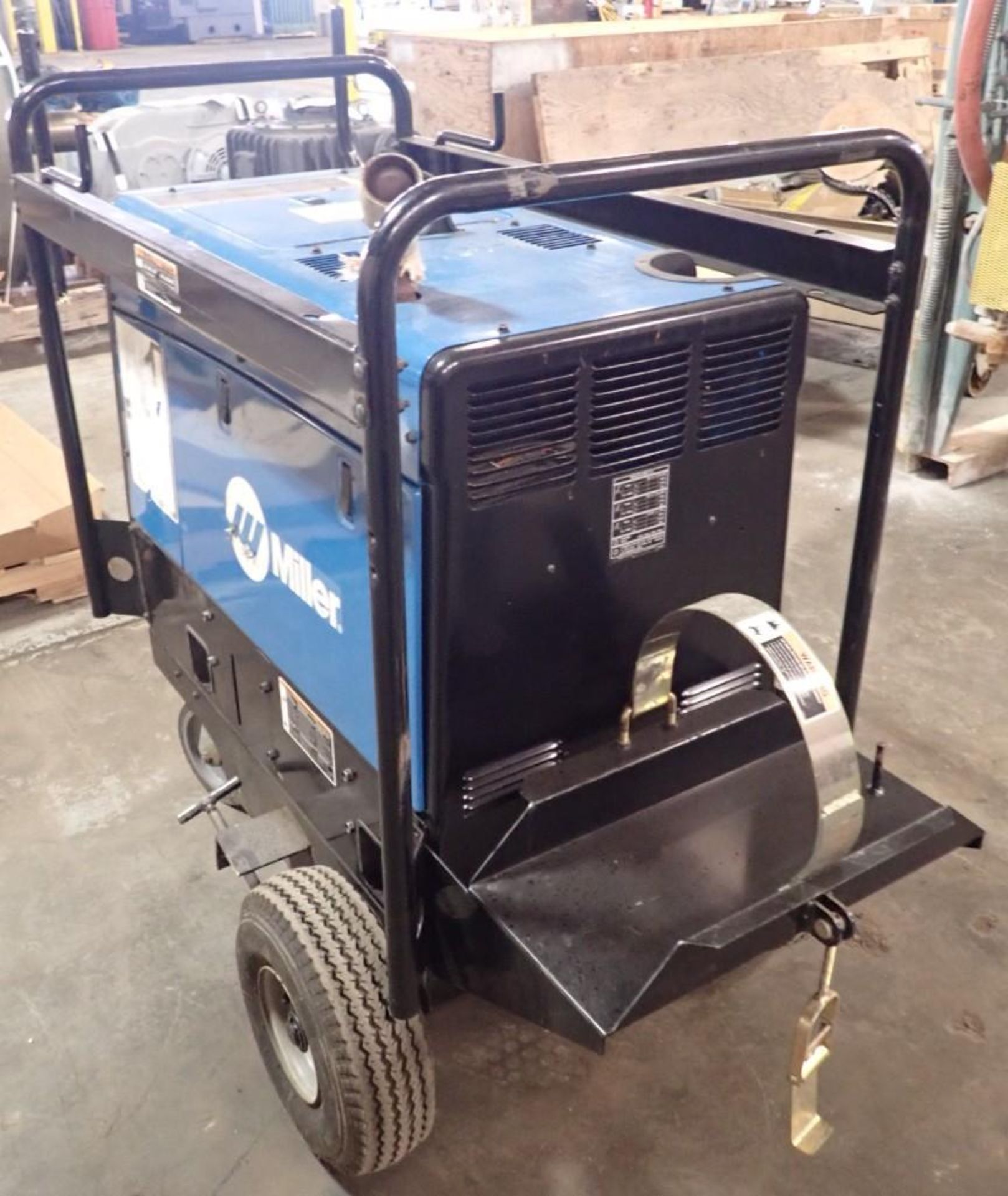 Miller Trailblazer 275 Welder - Image 5 of 6