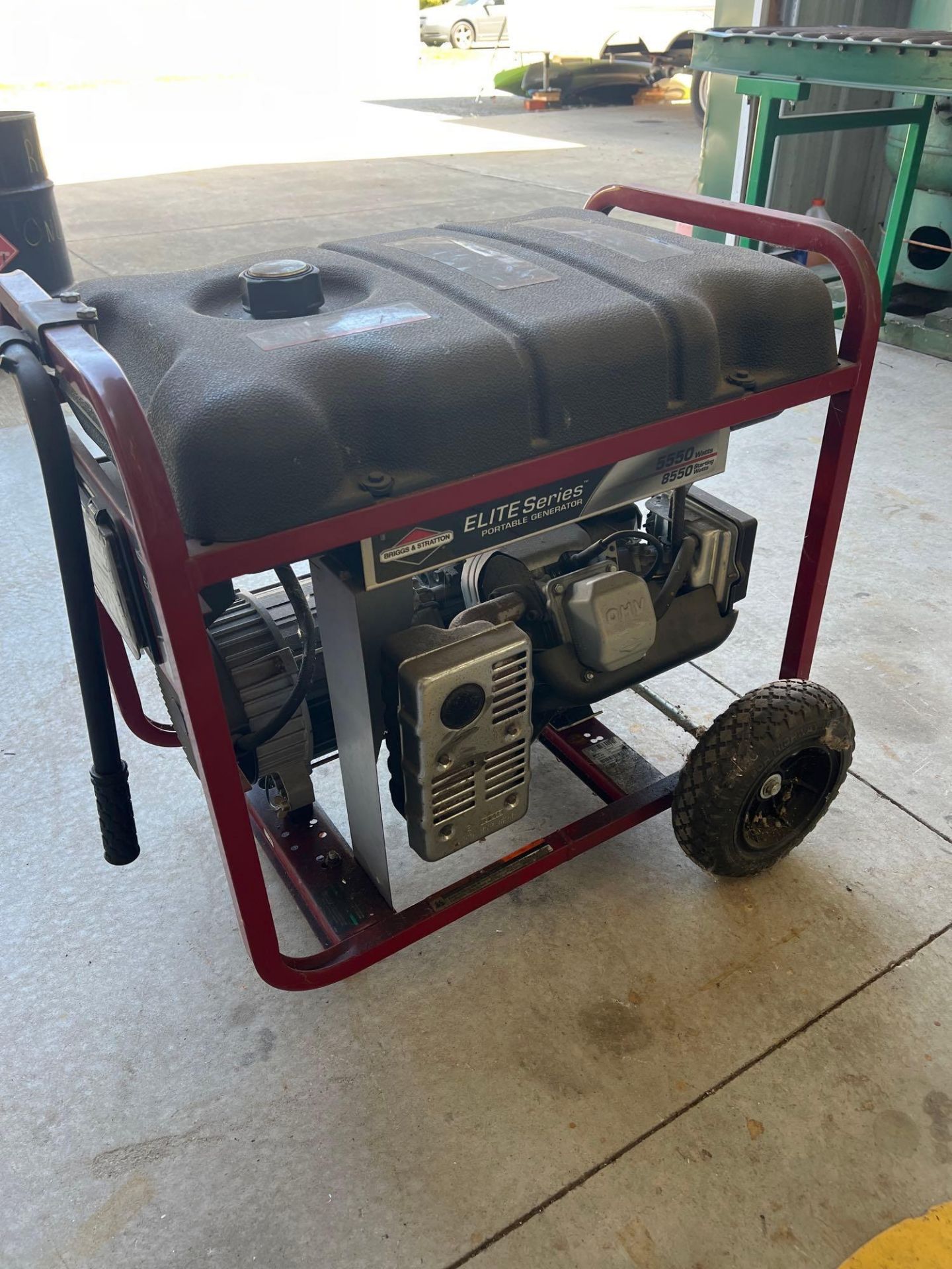 Briggs & Stratton 5,550 Watt Generator