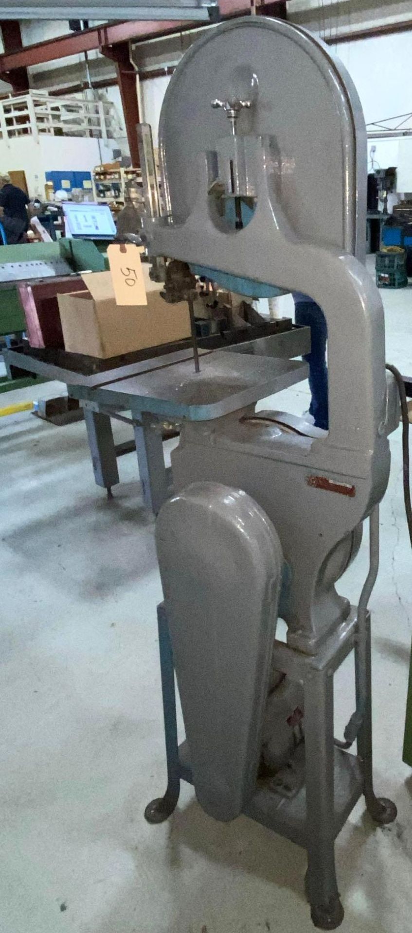 14" Delta Vertical Bandsaw - Image 4 of 7