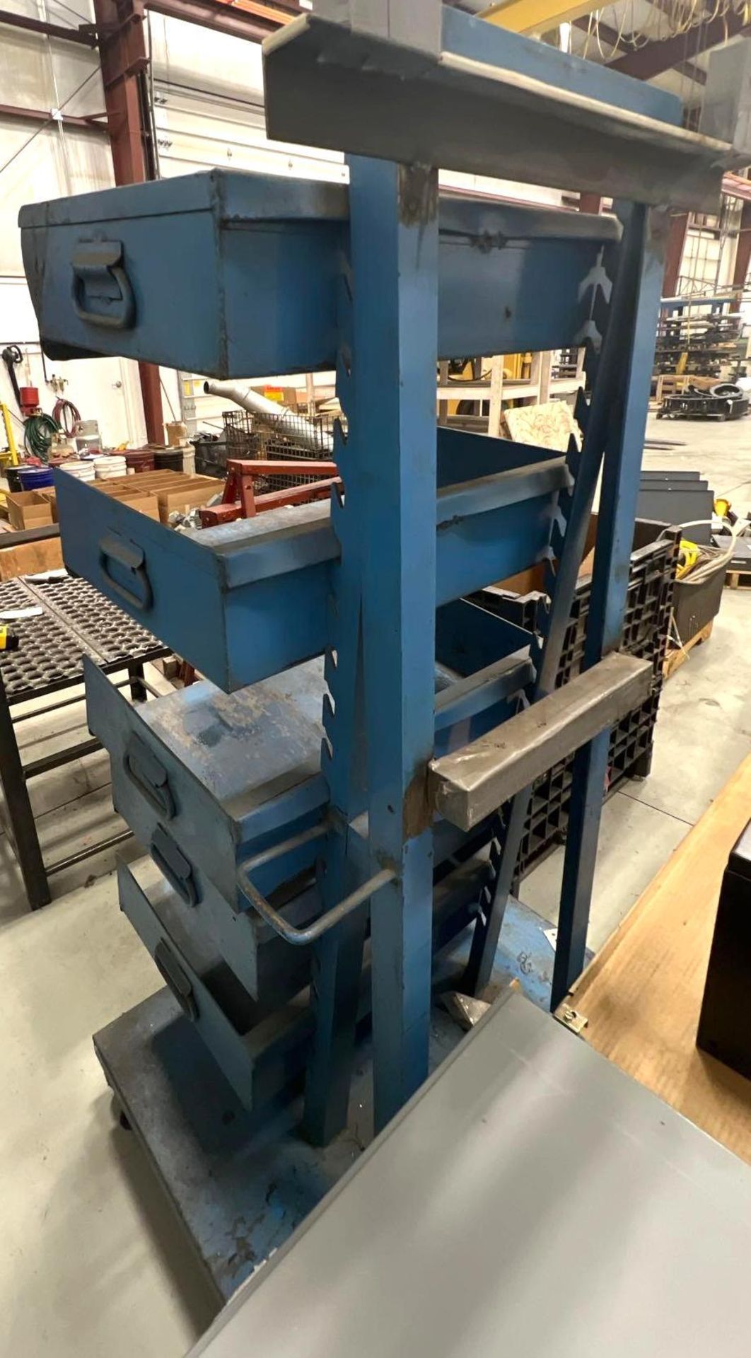 Steel Roll-a-Round Shop Storage Cart w/ Adjustable Trays - Bild 2 aus 4