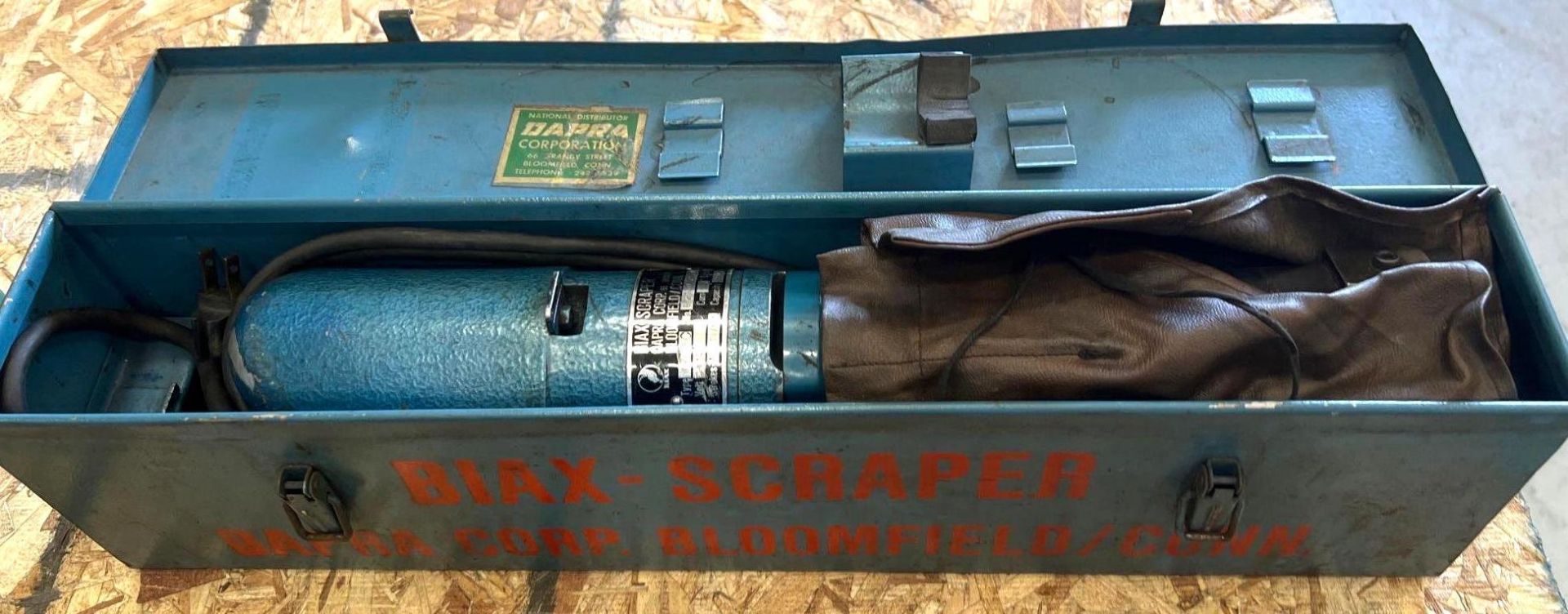 Biax IV/EB Power Scraper with Case